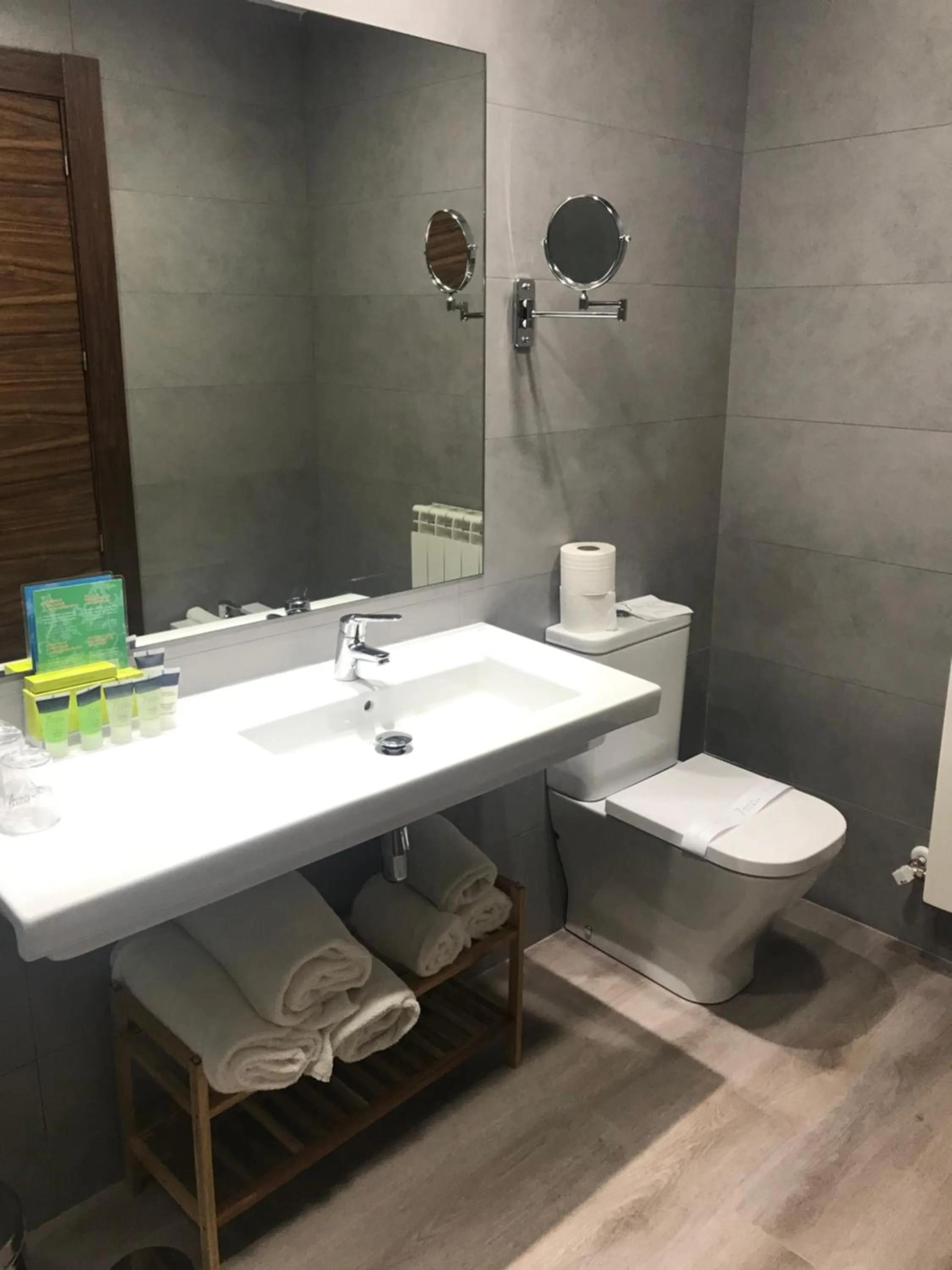 Family Room in Silken Rona Dalba