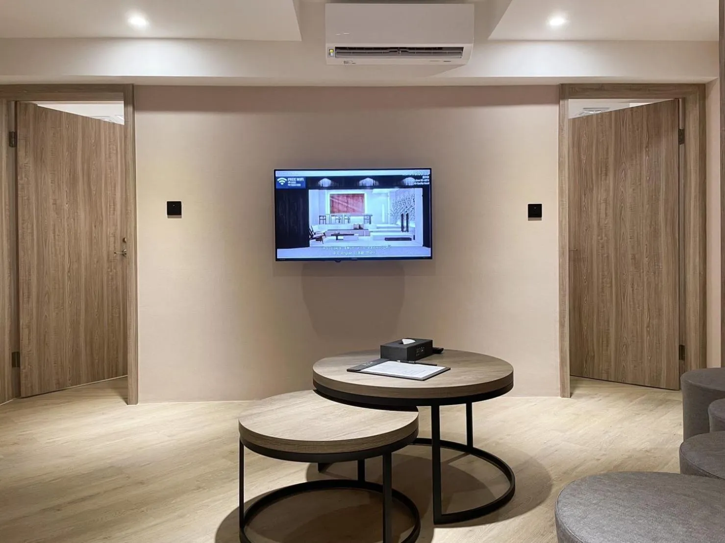 Two-Bedroom Suite in Spring Rhapsody Hotel