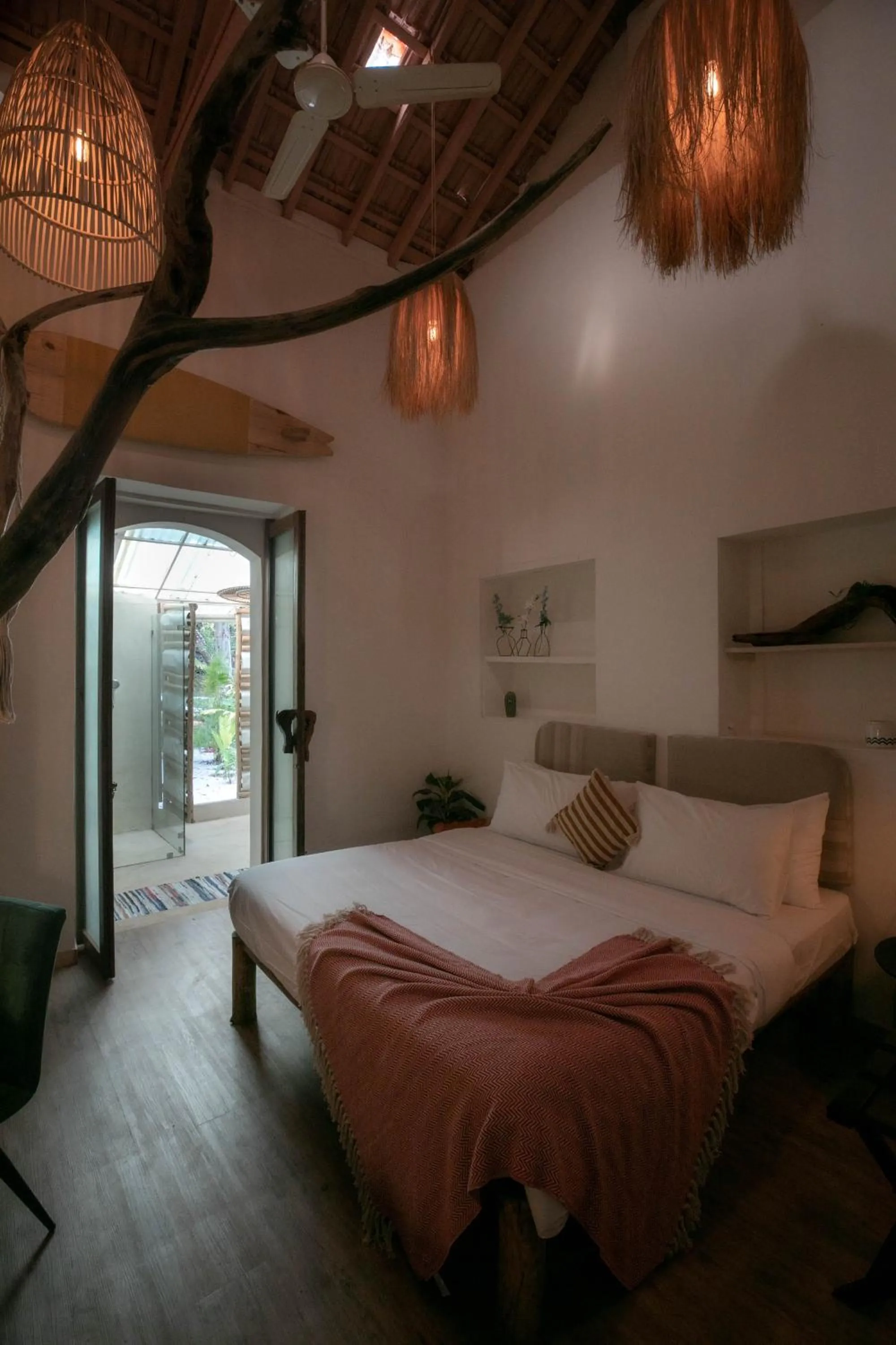 Double Room with Patio in Circle