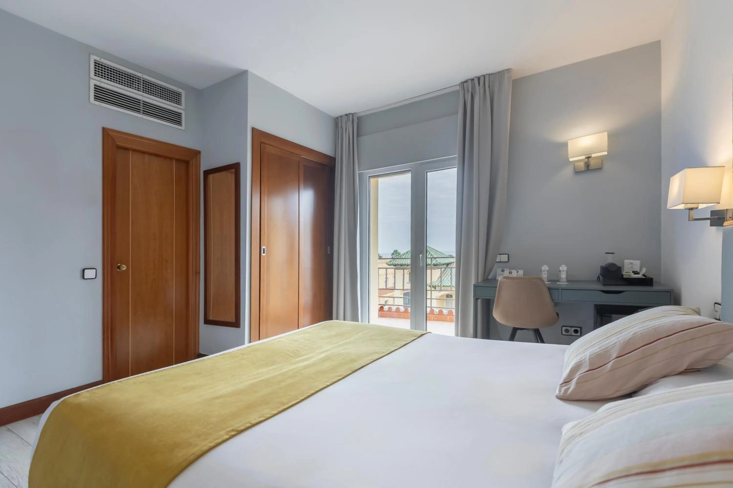Double or Twin Room with Balcony in Soho Boutique Los Naranjos