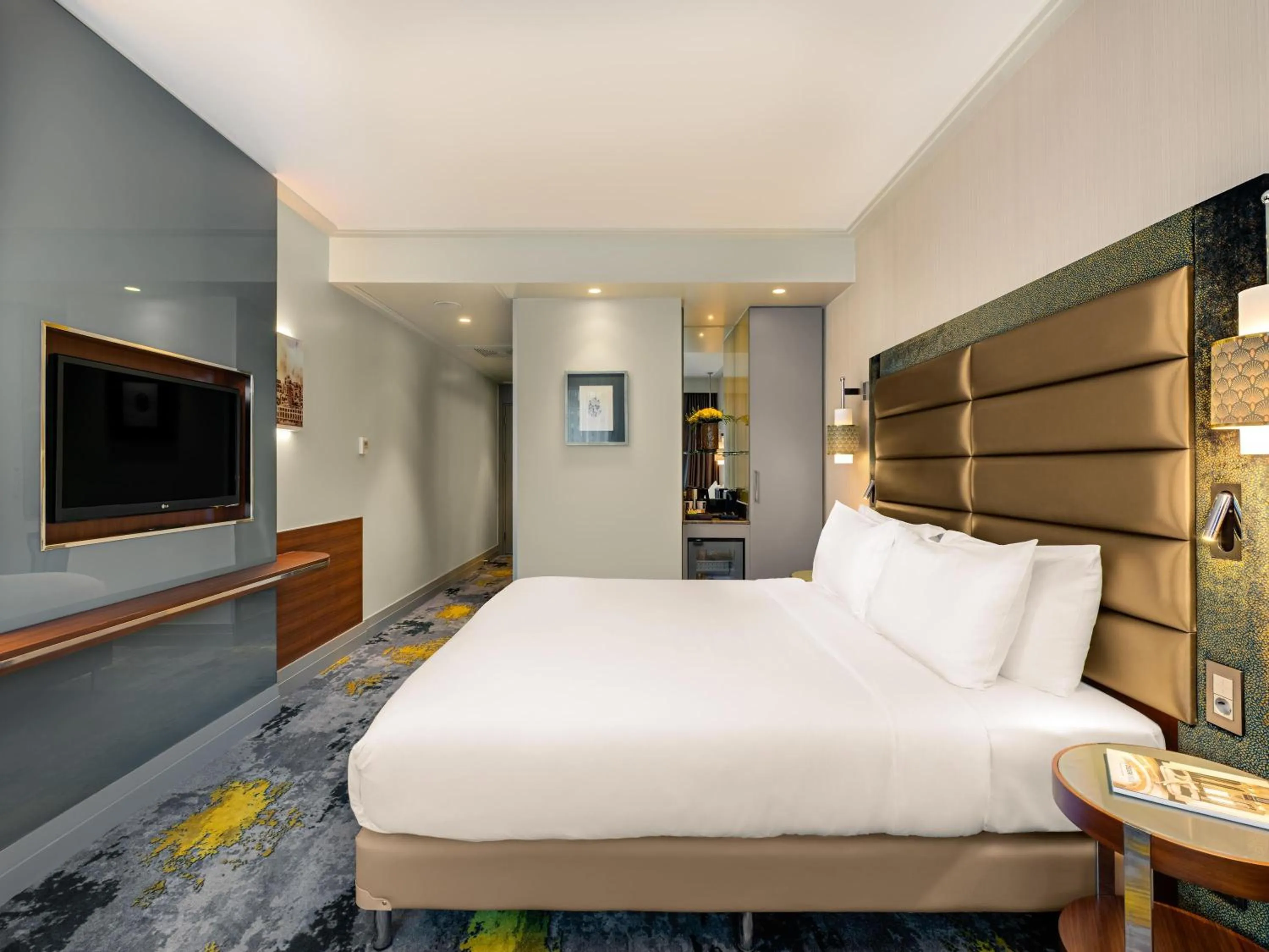 Superior Double Room with City View in The Artisan Hotel Istanbul - MGallery Collection