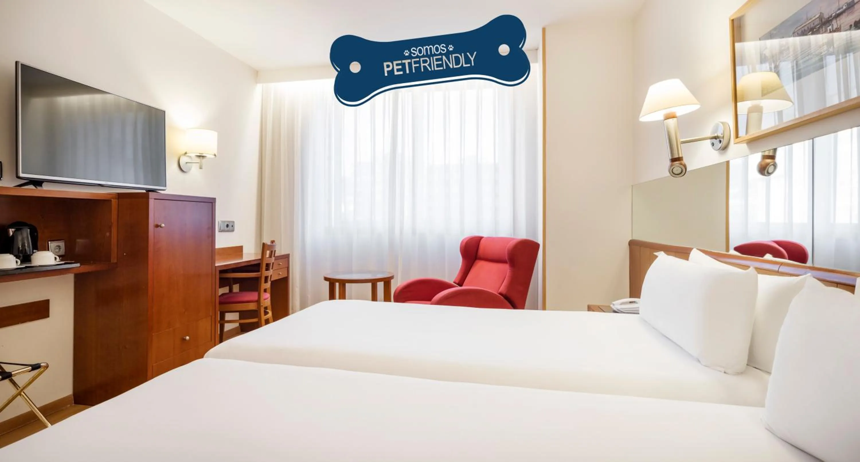 Double Room Pet Friendly in Ilunion Les Corts Spa