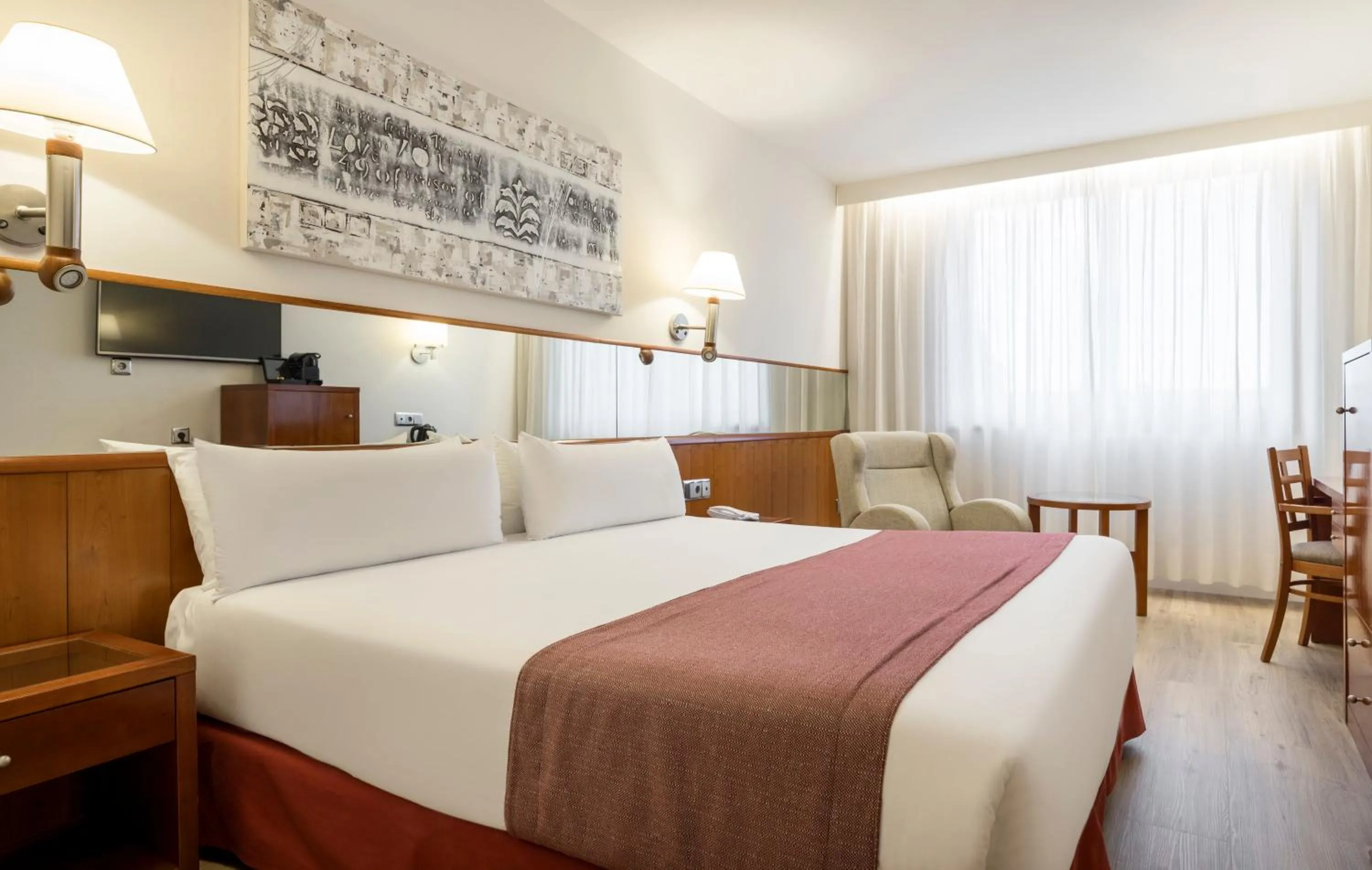 Superior Double Room in Ilunion Les Corts Spa