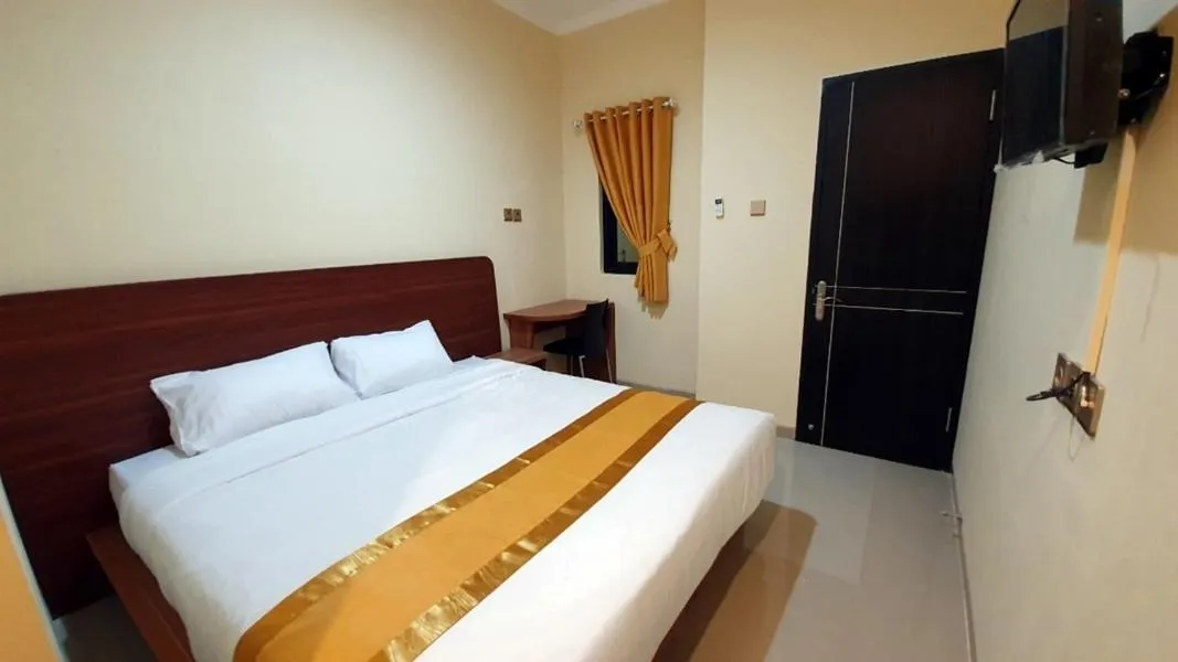 Standard Double Room in Harmony Inn Belitung - City Hotel