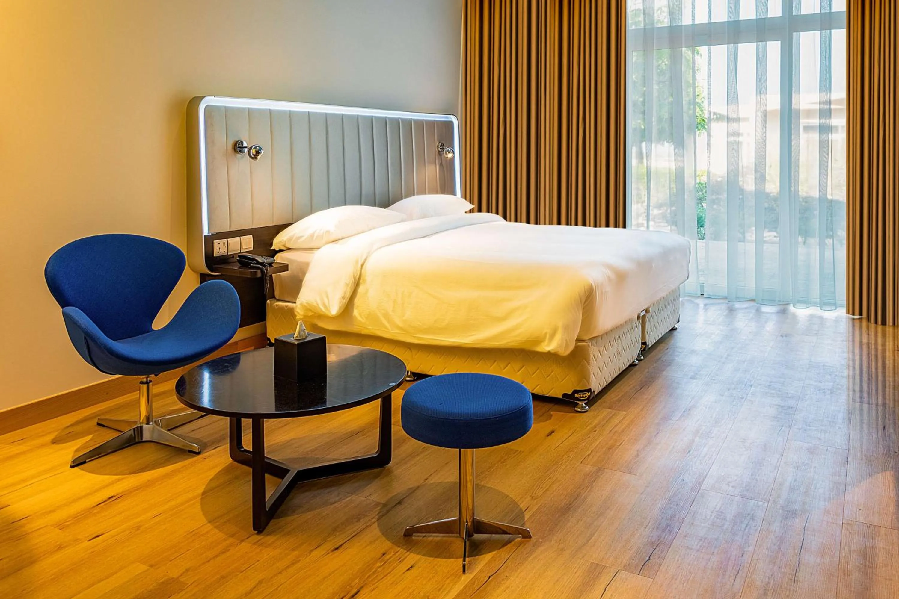 Superior Room with Terrace and Sea View in Park Inn by Radisson Hotel and Residence Duqm