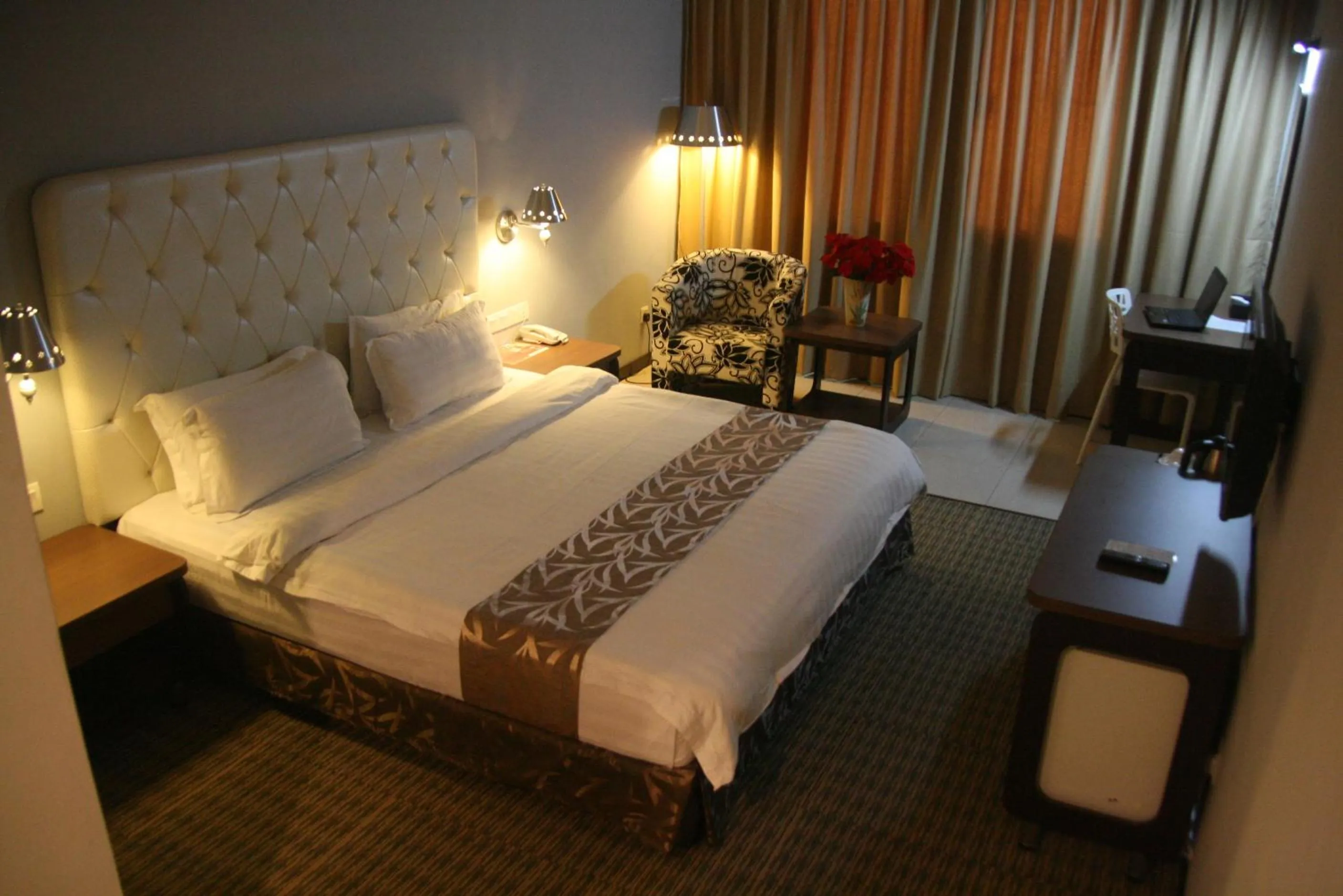 Deluxe King Room in Ritz Garden Hotel Manjung