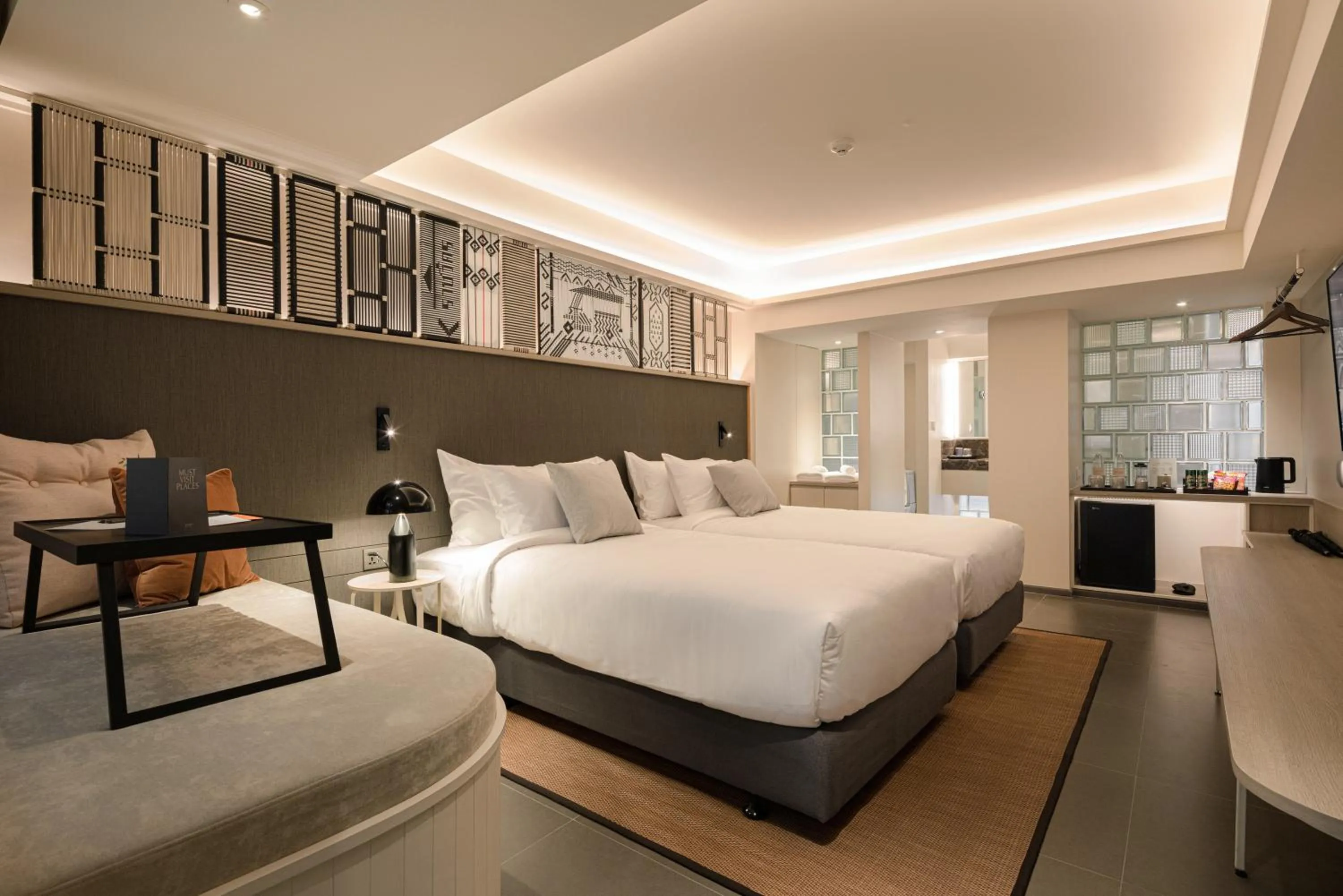 Superior Twin Room in YANH Ratchawat Hotel