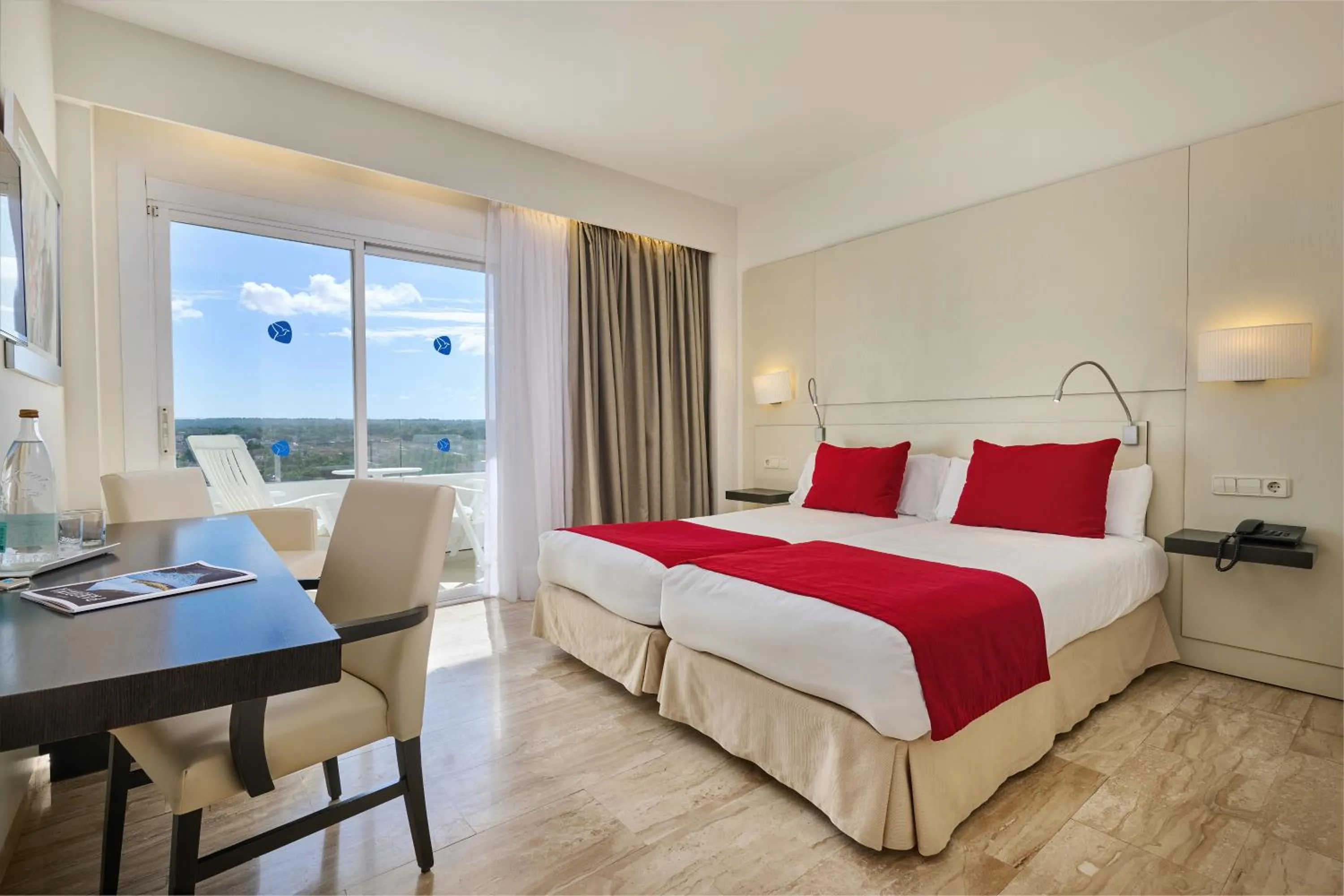 Double or Twin Room (2 Adults + 1 Child) in Grupotel Taurus Park