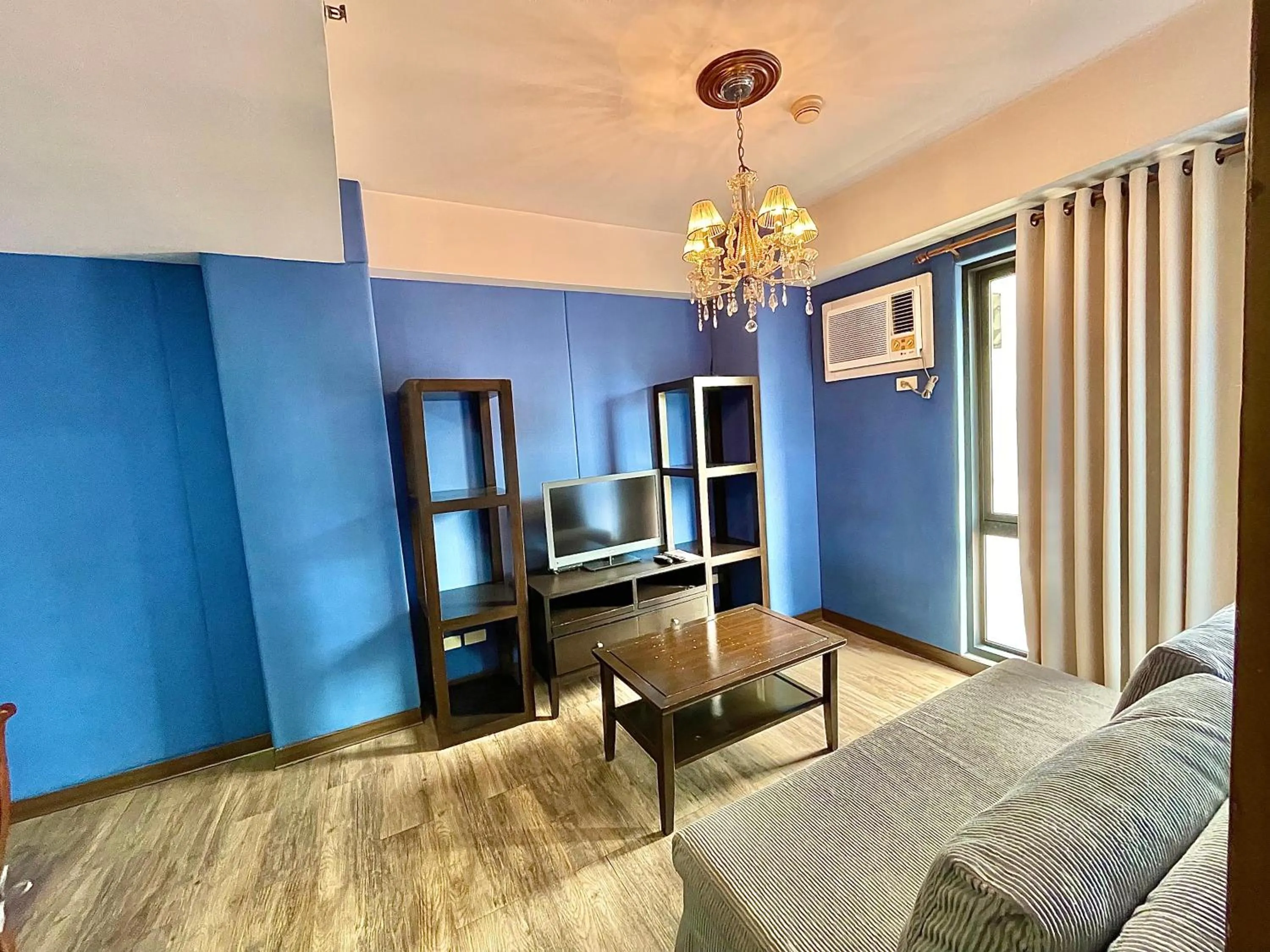 Deluxe Suite in CEO Flats