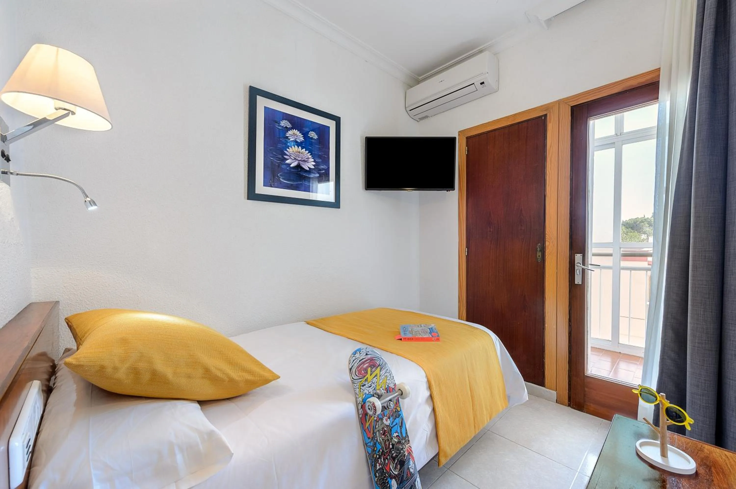 Single Room - single occupancy in Aparthotel Vibra Bay