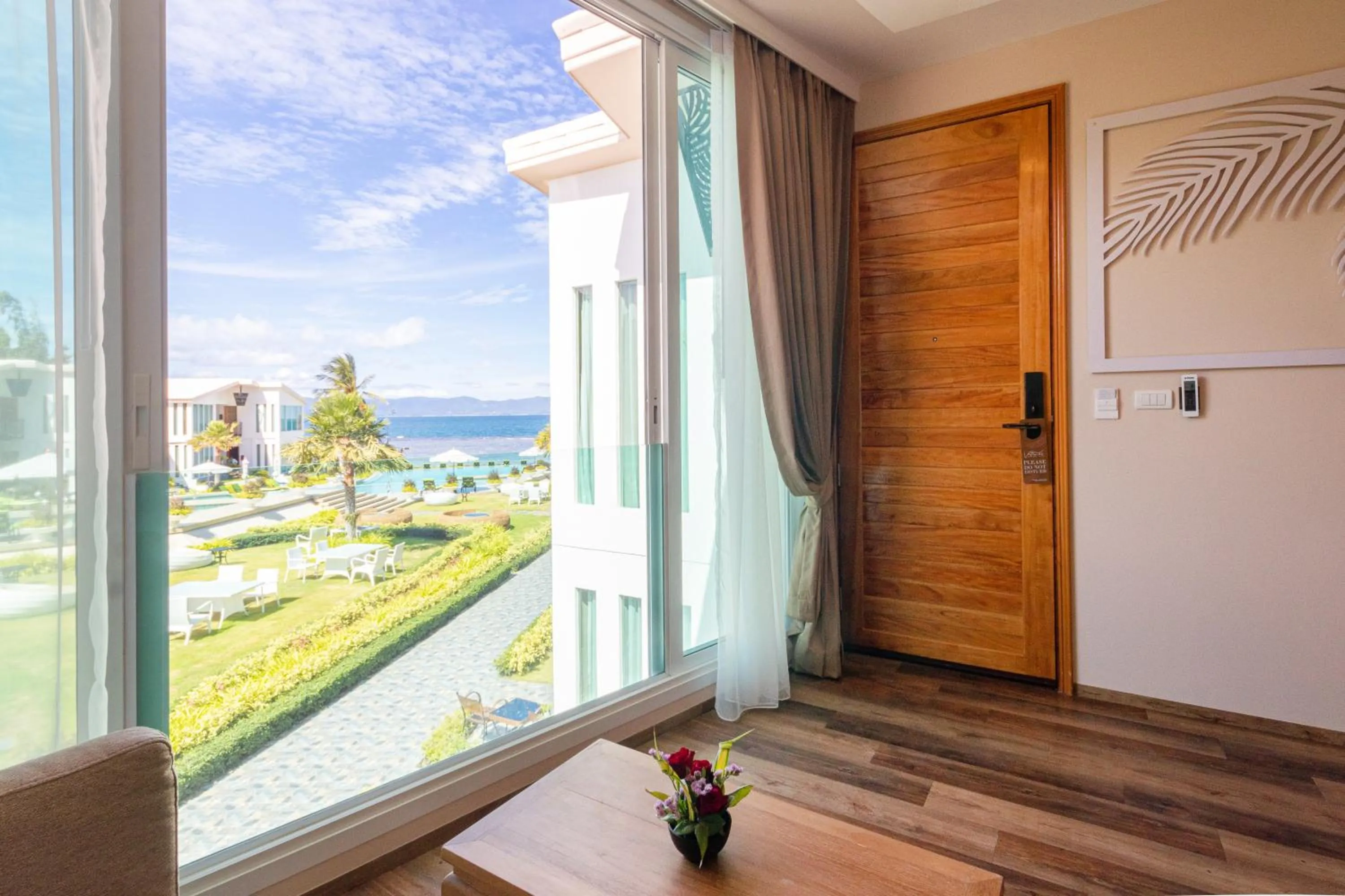 Deluxe Villa with Sea View in Vannee Golden Sands Beachfront Resort