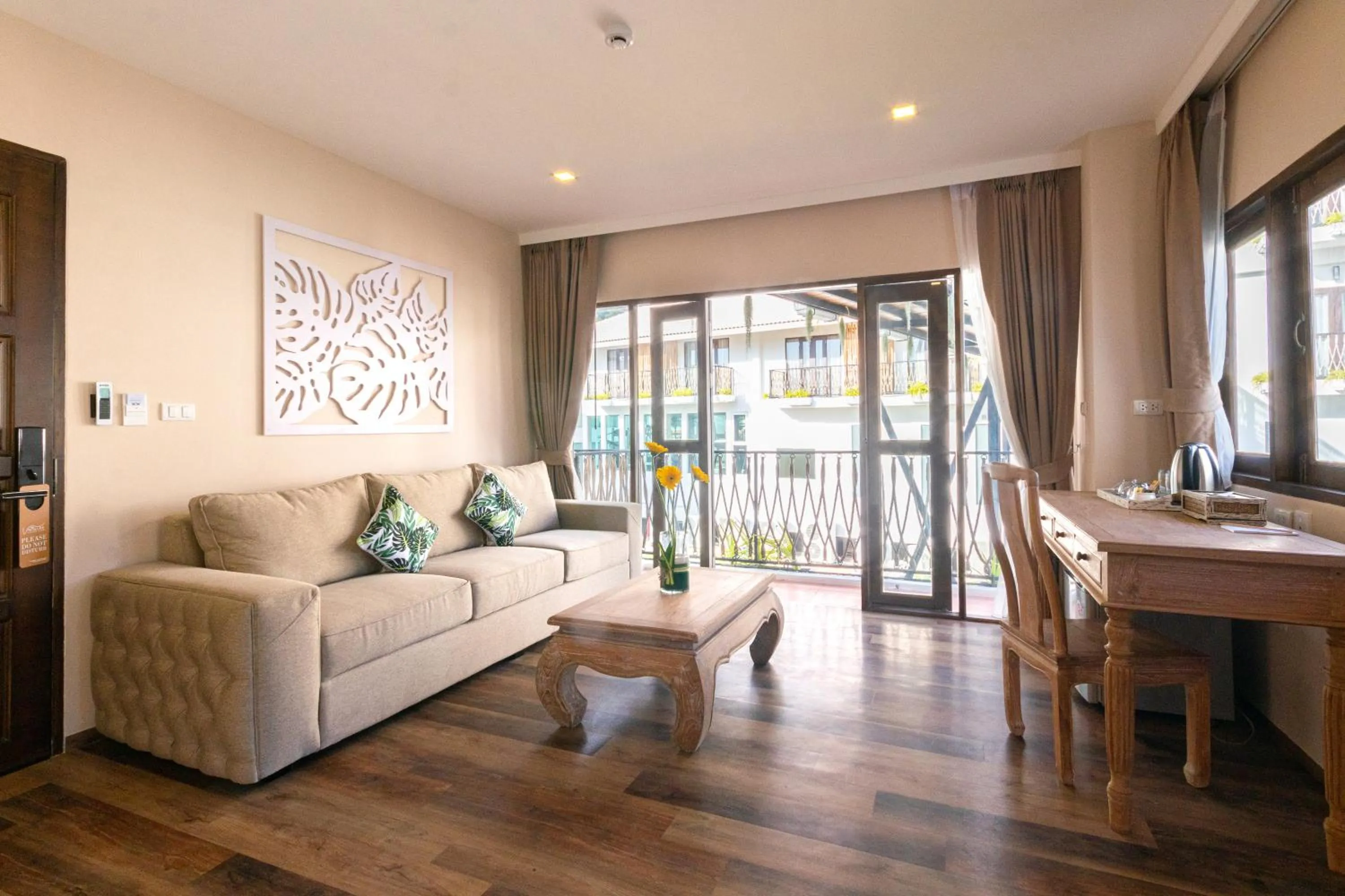 Suite with Mountain View in Vannee Golden Sands Beachfront Resort