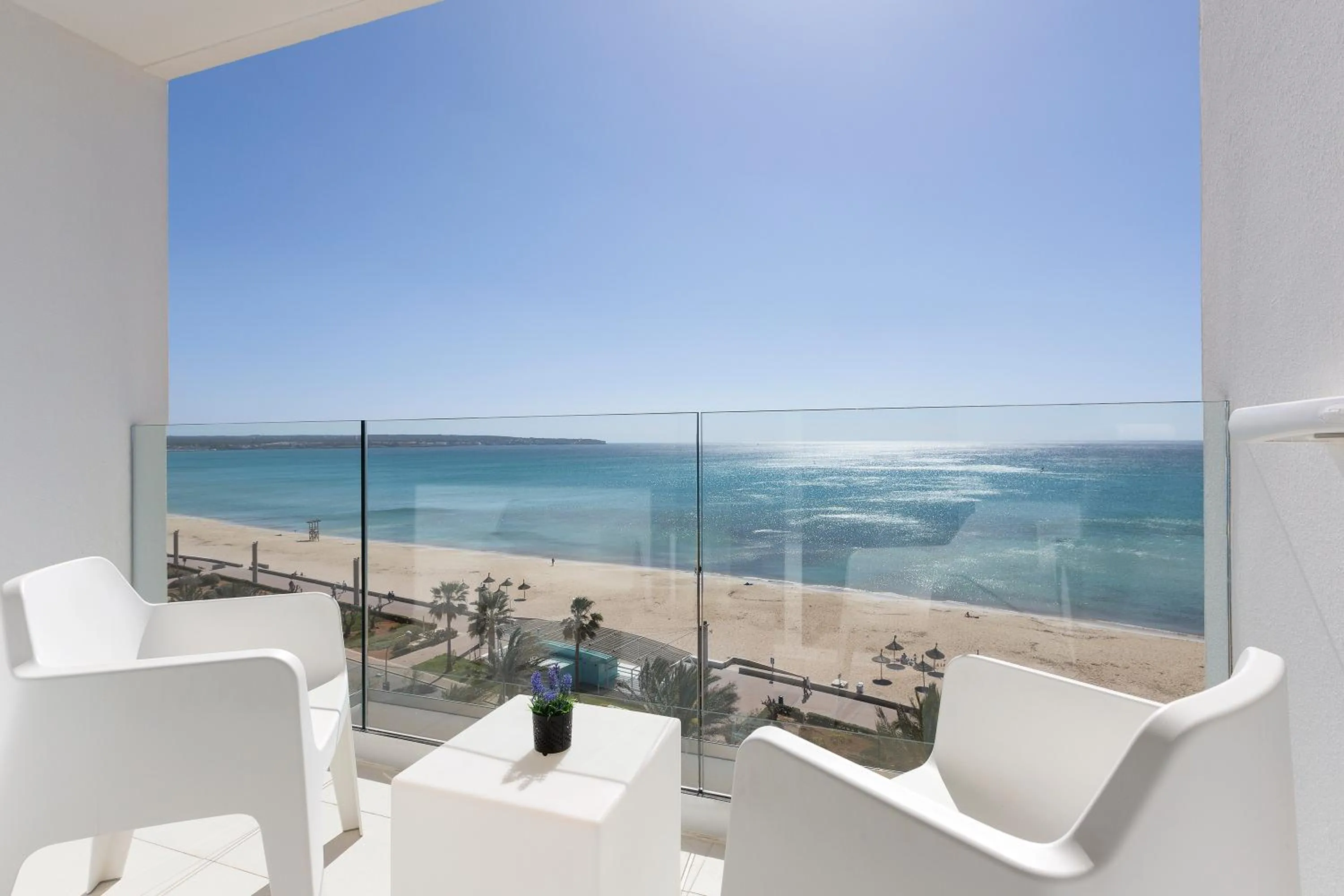 Premium Twin Room with Sea View with Balcony - single occupancy in HM Tropical