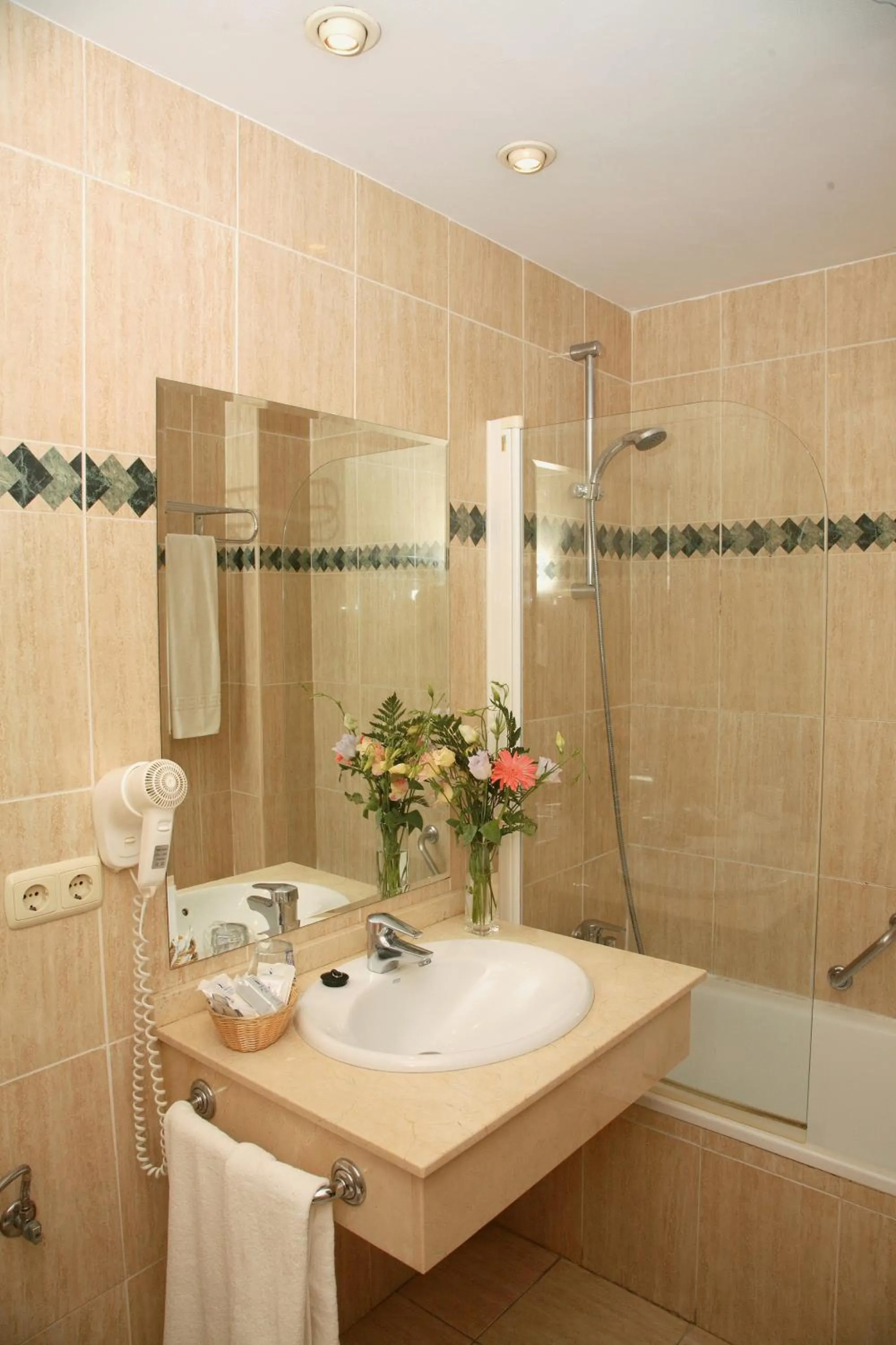 Studio with Side Sea View (1-2 Adults) in Puerto Azul Marbella