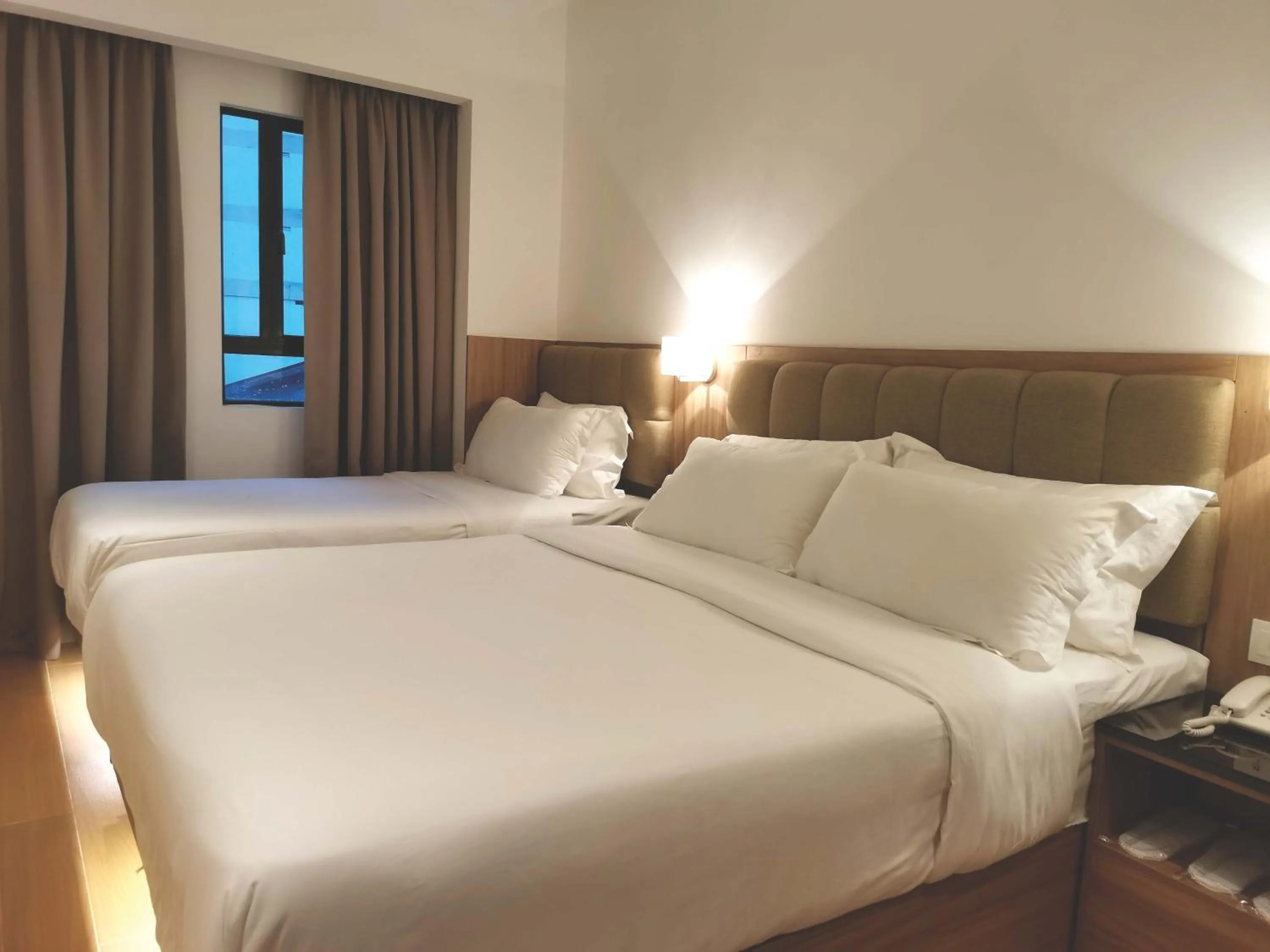 Deluxe Triple Room in D Loft Hotel