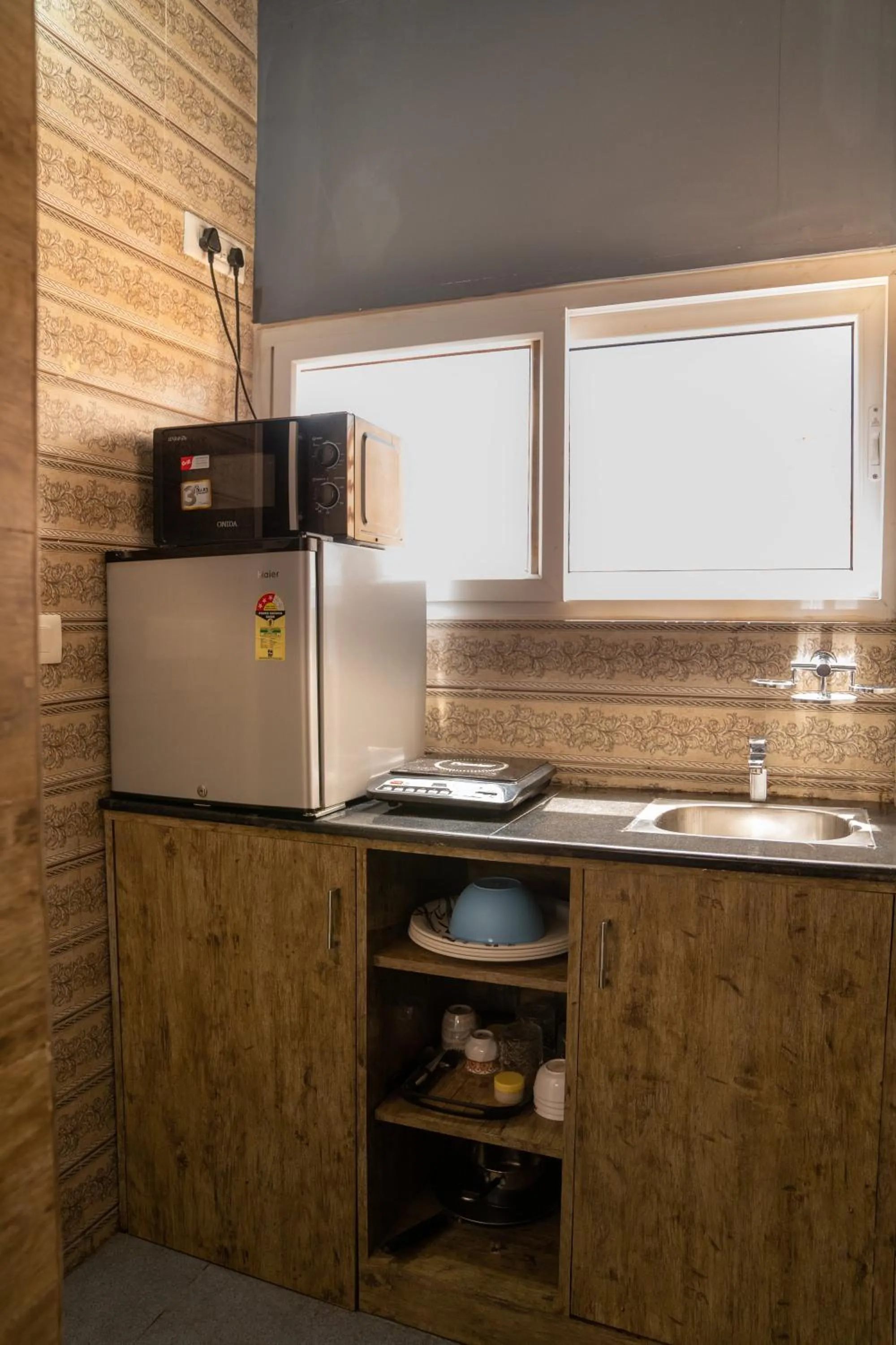 Economy Quadruple Room - single occupancy in Seasons Suites - JP Nagar