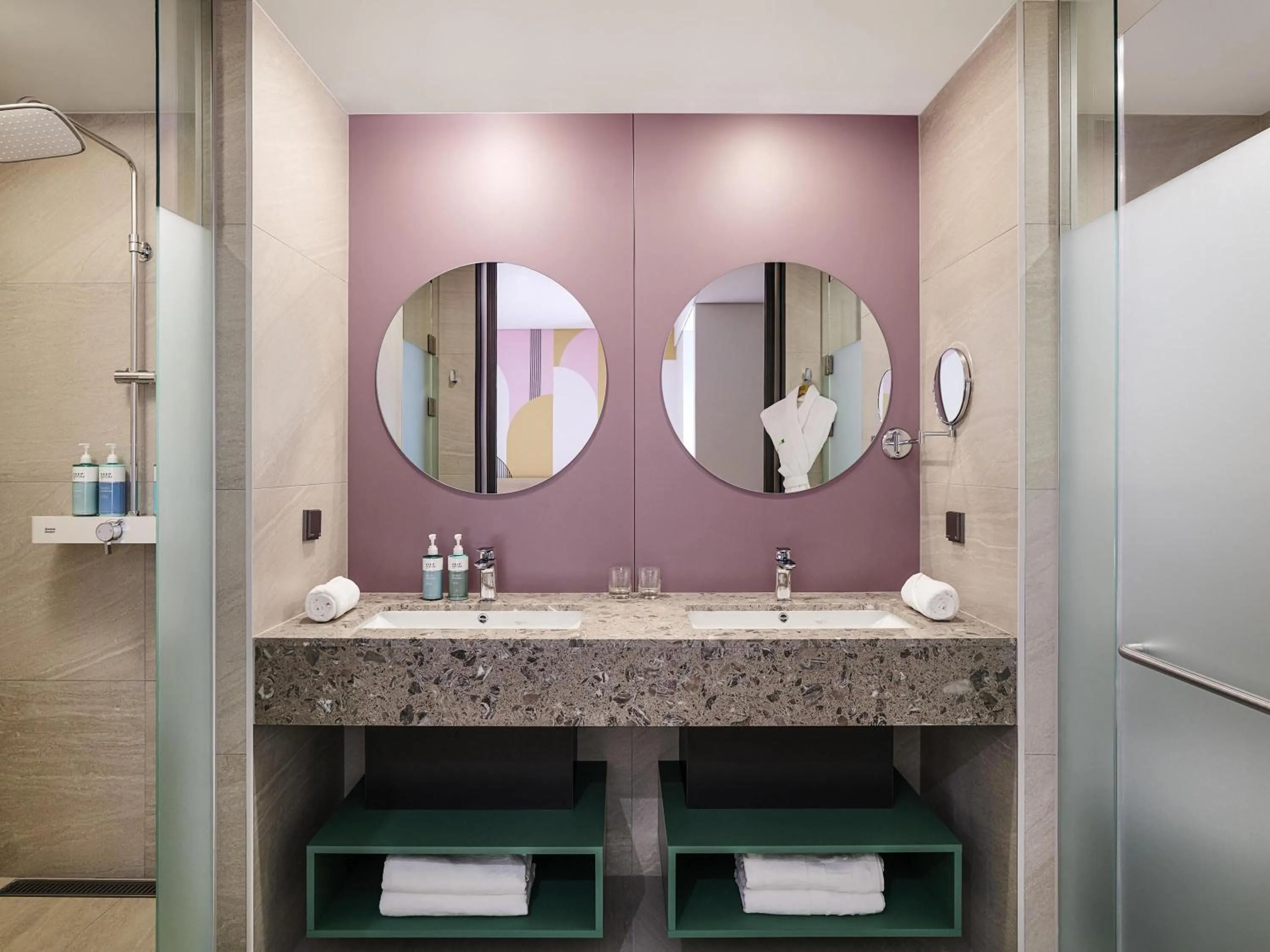 Superior Suite with Three Single Beds in ibis Styles Ambassador Incheon Airport T2