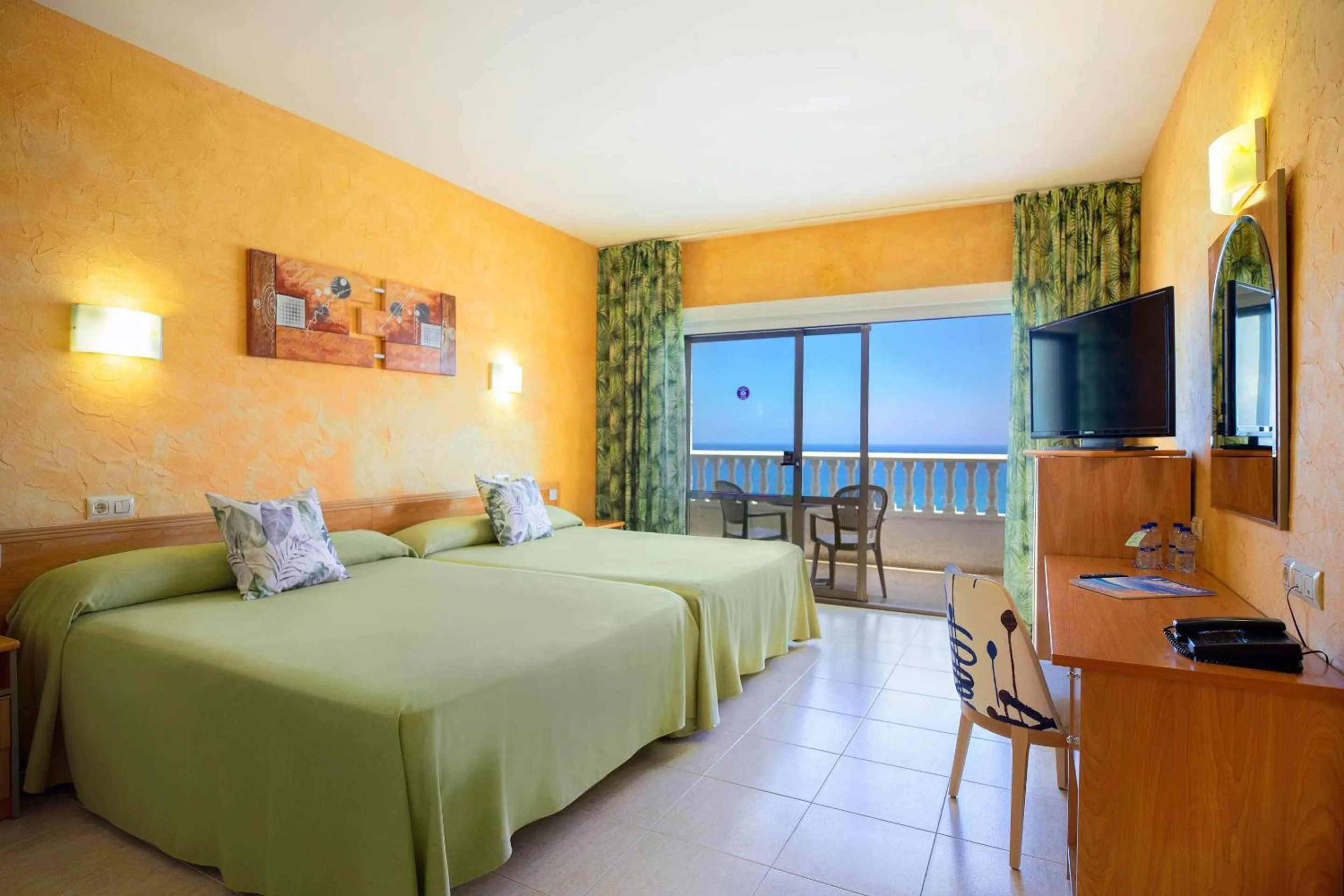 Double Room with Sea View (2 Adults + 2 Children) in Hotel Servigroup La Zenia 4 Sup