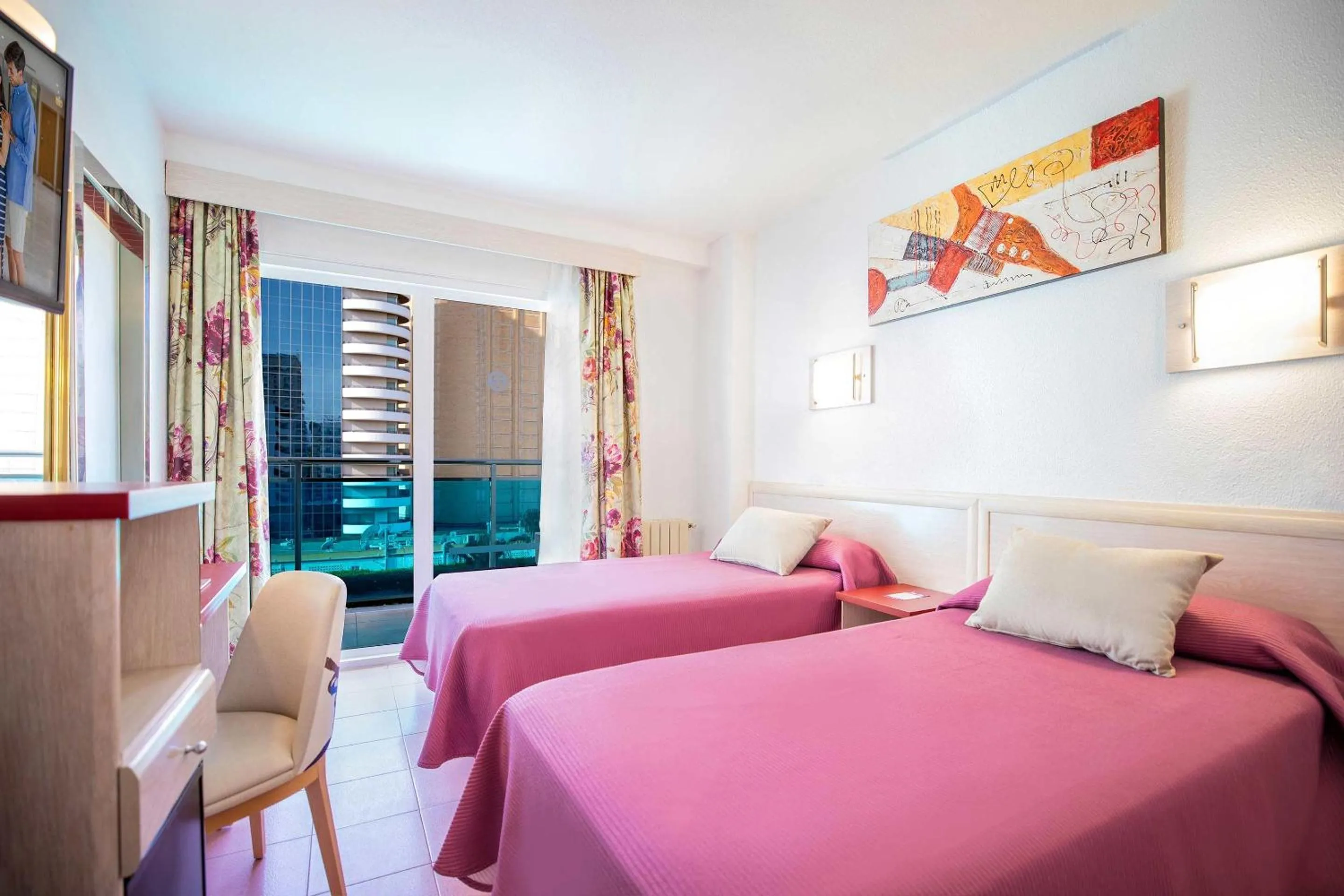 Twin Room in Hotel Servigroup Venus