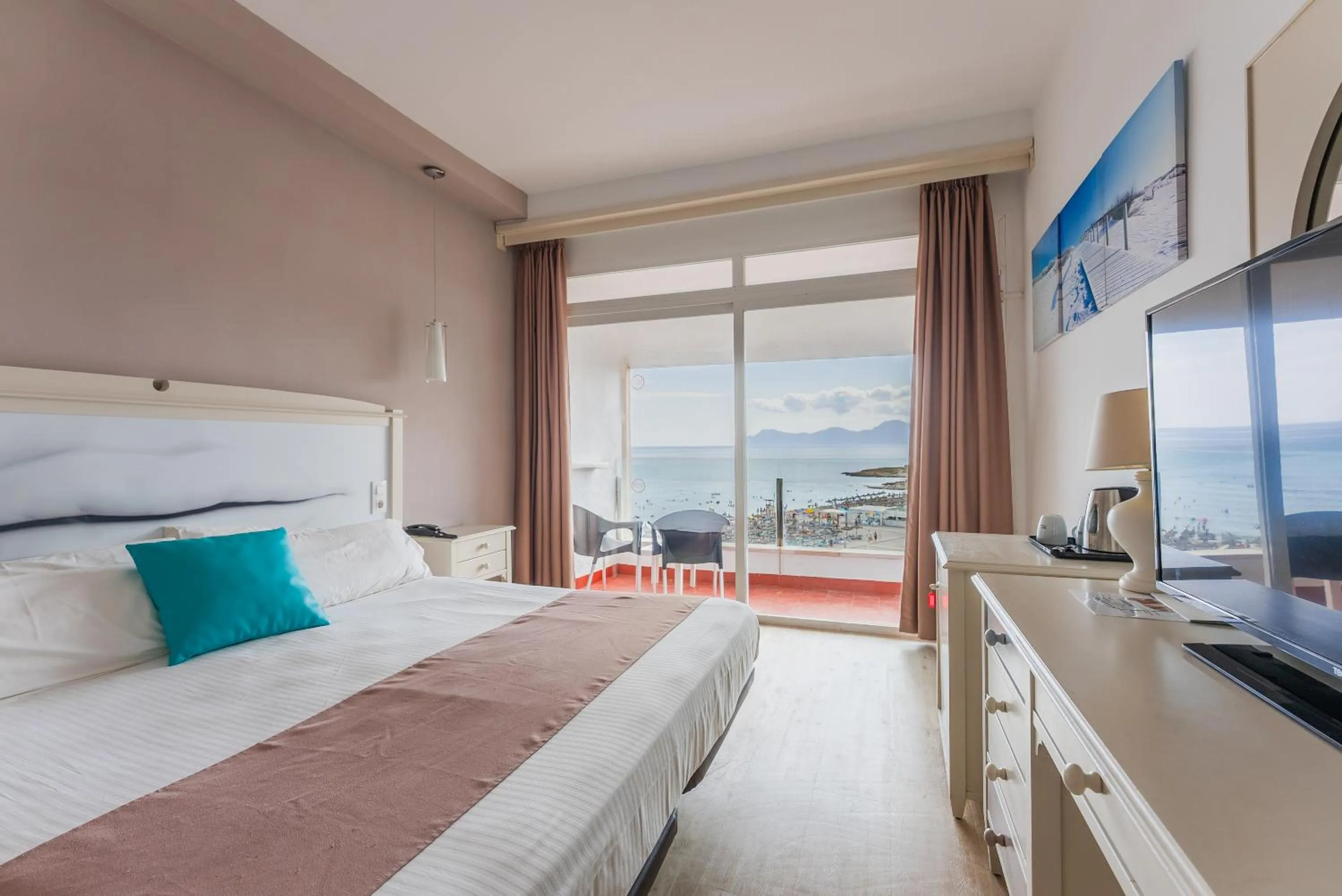 Double or Twin Room with Sea View in Son Bauló