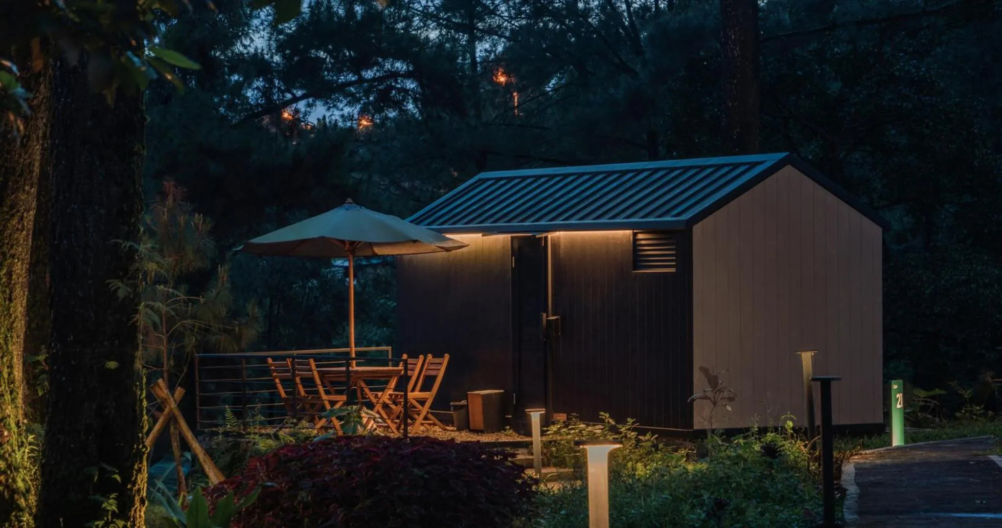 Executive Cabin in Bobocabin Pacet, Mojokerto