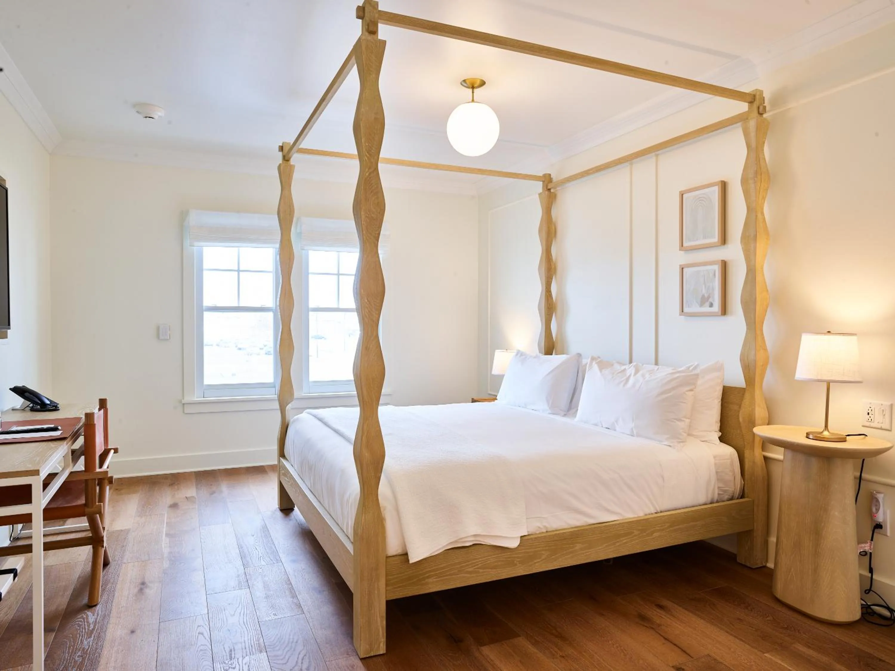 King Suite in The Lake House on Canandaigua