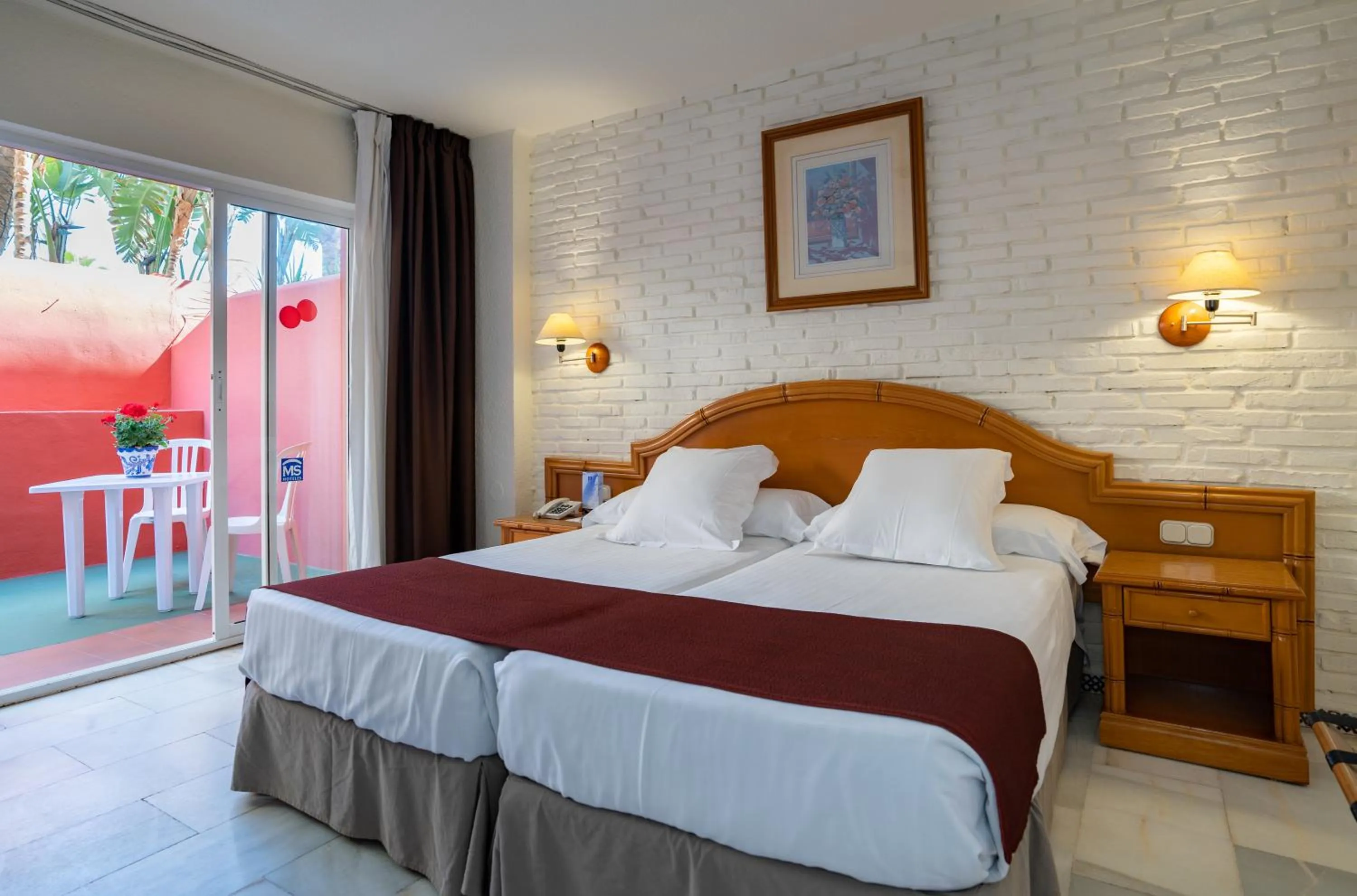Budget Double or Twin Room in Hotel MS Tropicana Costa del Sol