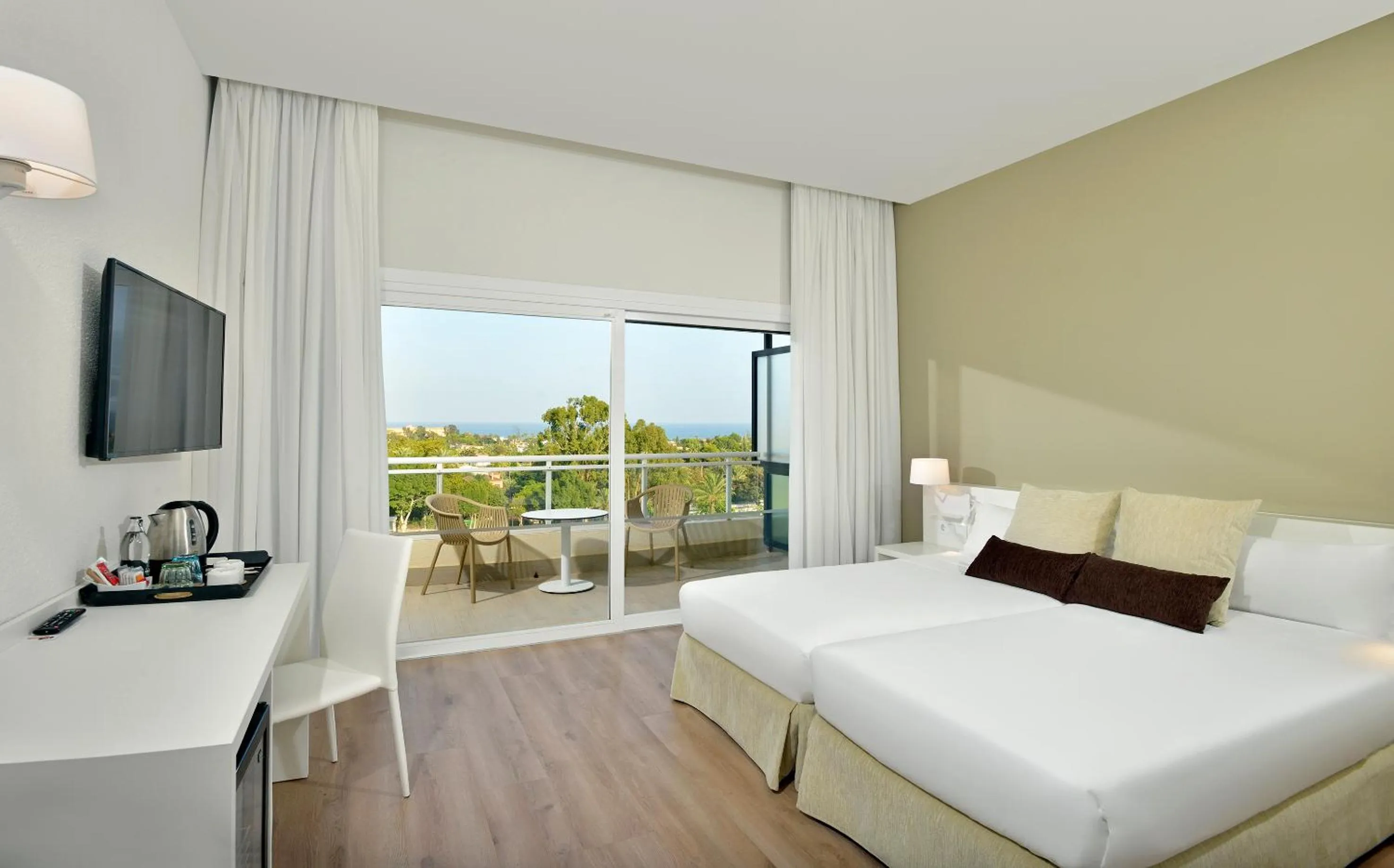 Xtra Sol Suite in Sol Marbella Estepona Atalaya Park