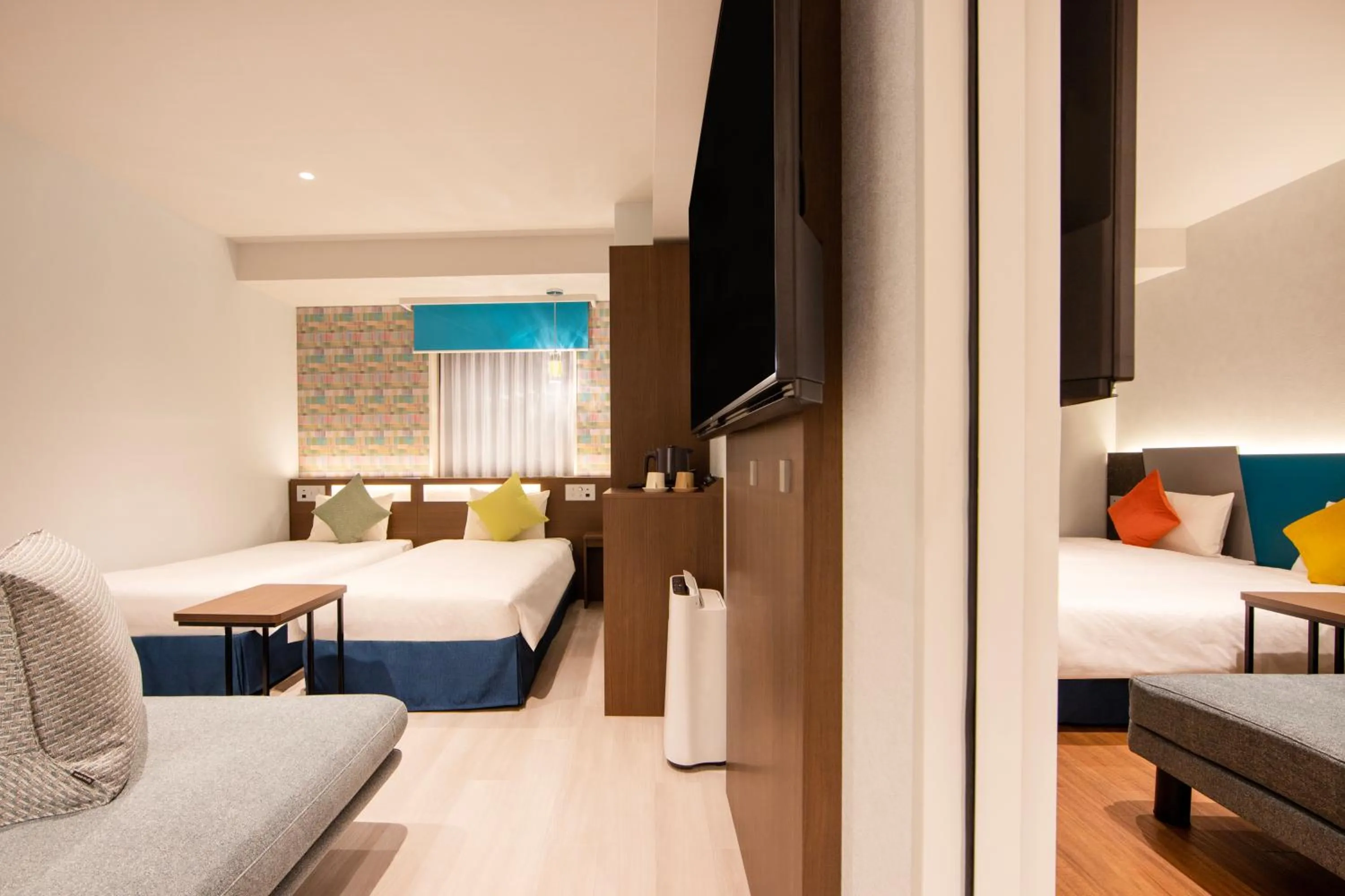 Connecting Rooms (4 Adults) in karaksa hotel colors Tokyo Yaesu