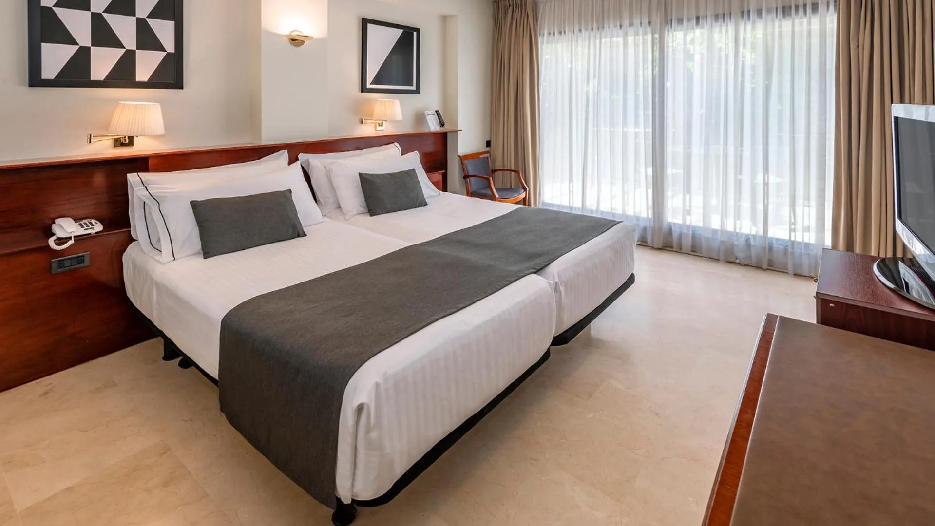Double or Twin Room in Gran Hotel Rey Don Jaime
