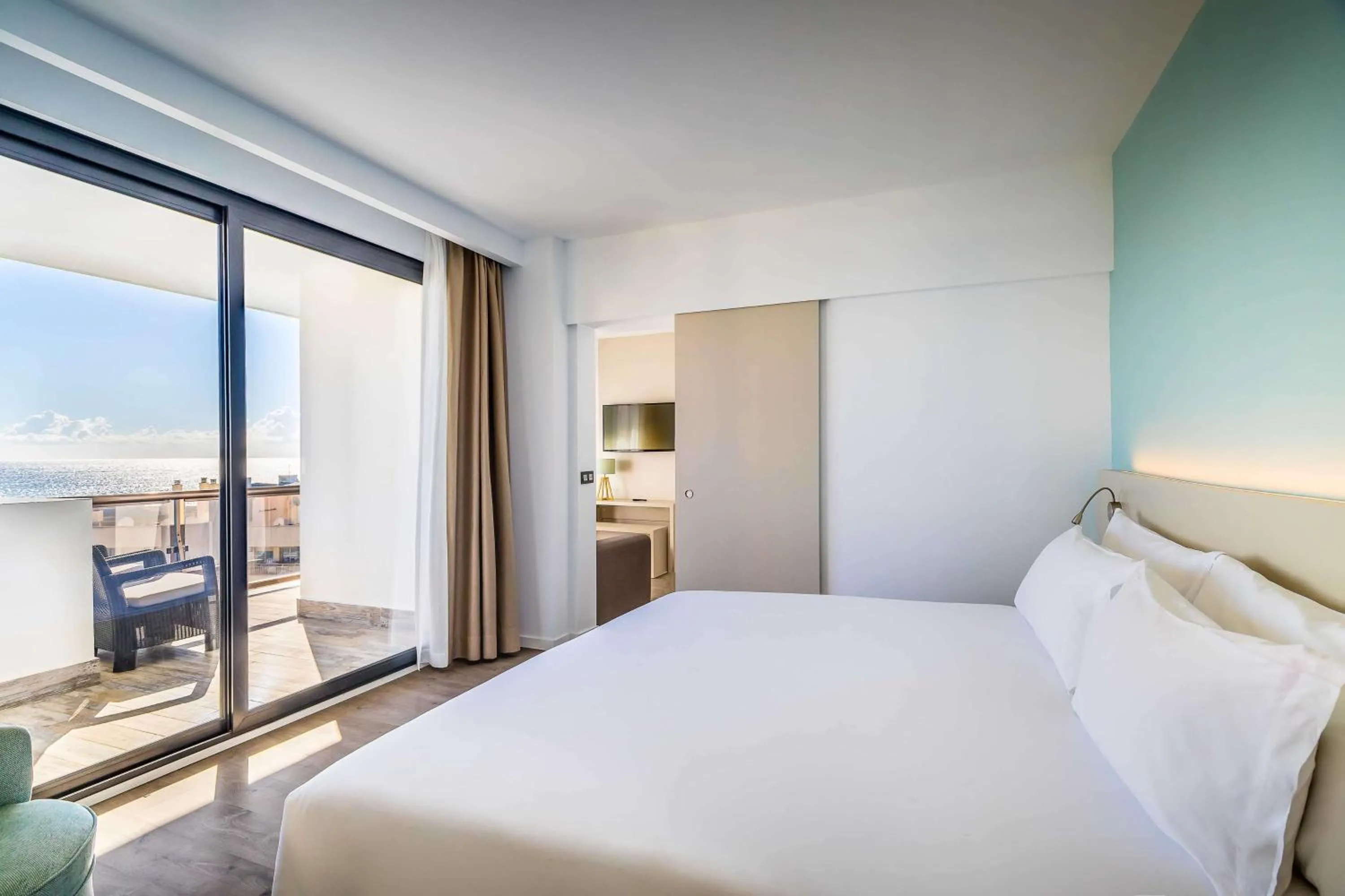 Junior Suite with Sea View in Occidental Fuengirola
