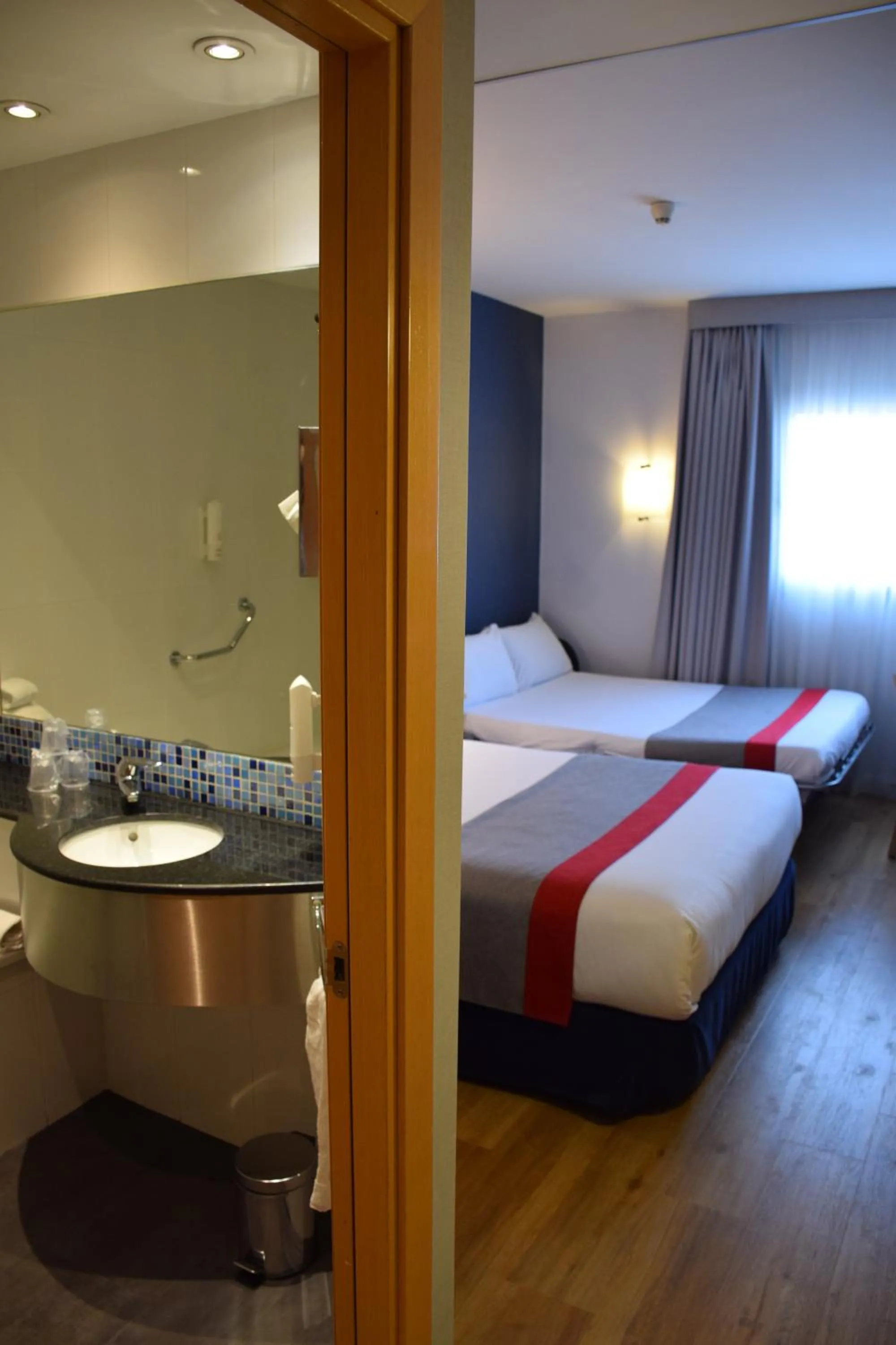 Standard Room with Free Breakfast in Hotel Holiday Inn Express Madrid-Rivas by IHG