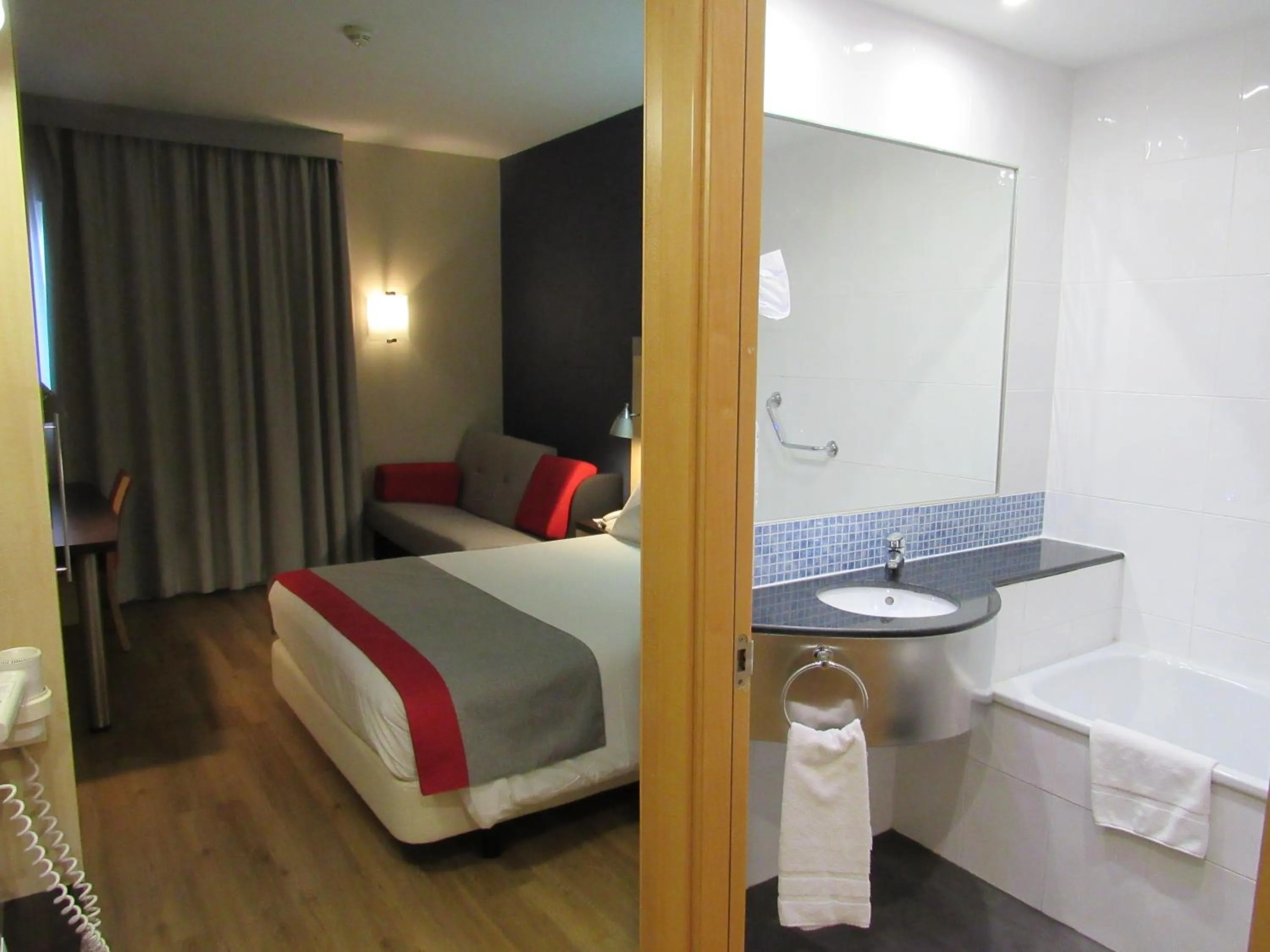 Family Double Room in Holiday Inn Express Alcobendas by IHG