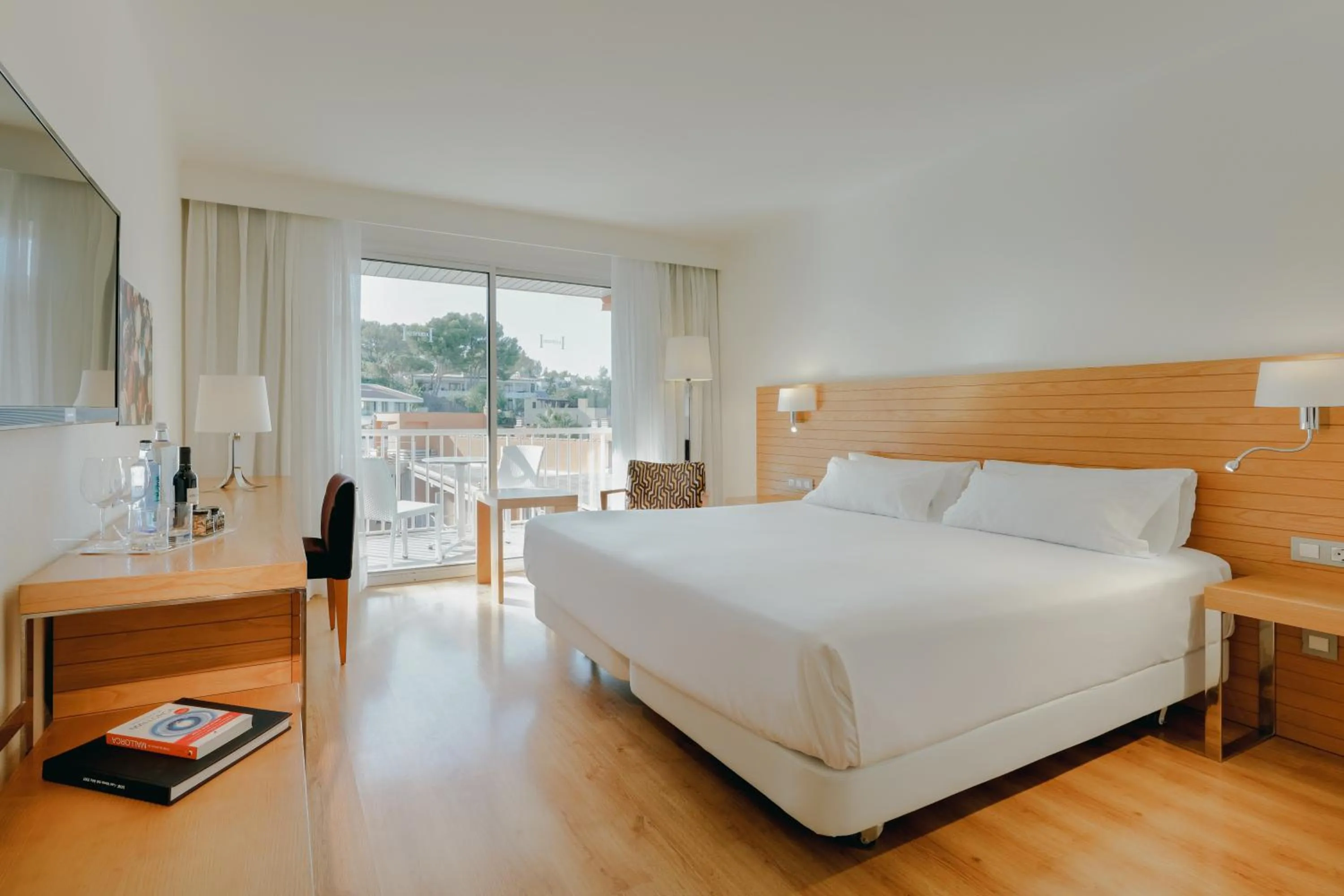 Standard Double or Twin Room with View in Hesperia Ciudad de Mallorca