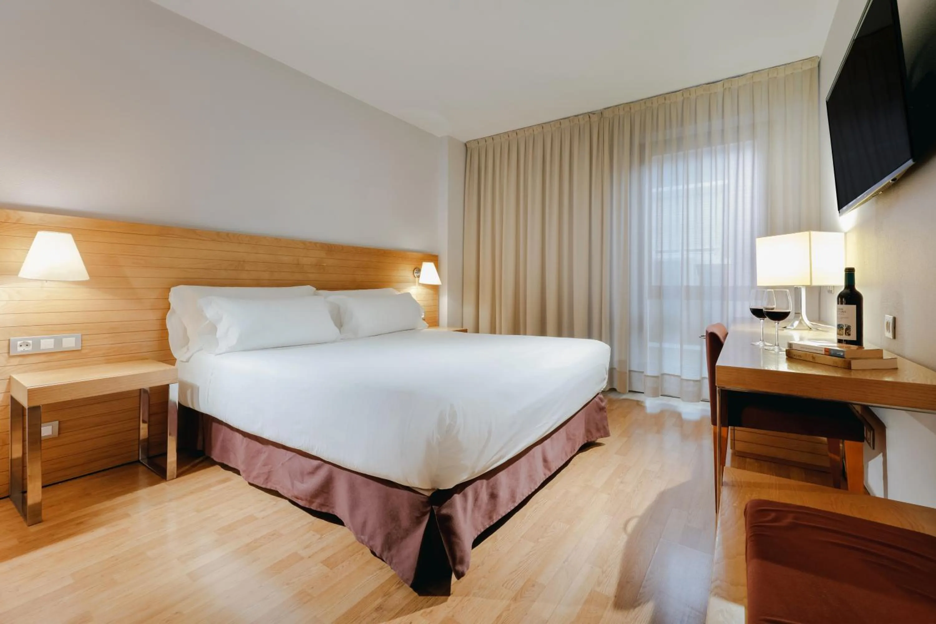 Standard Double or Twin Room in Hesperia Zaragoza Centro