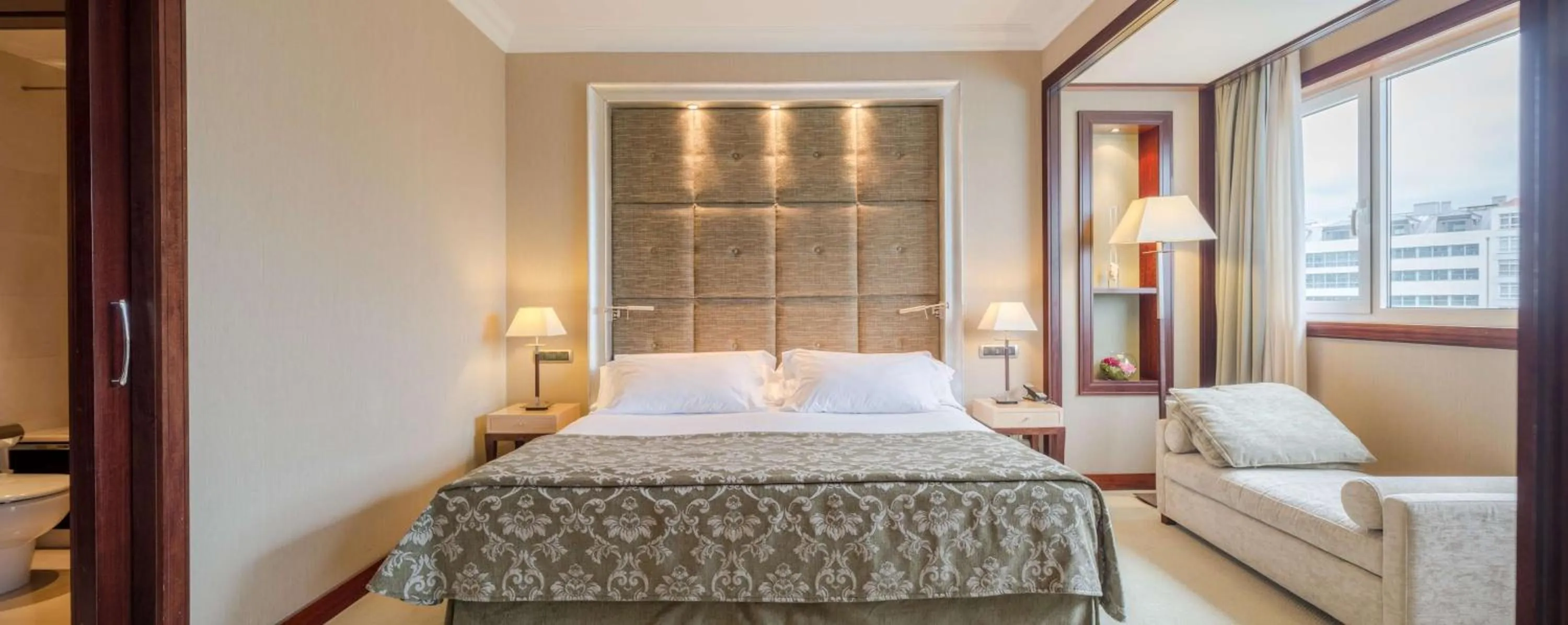 Family Quadruple Room with Sea View in NH Collection A Coruña Finisterre