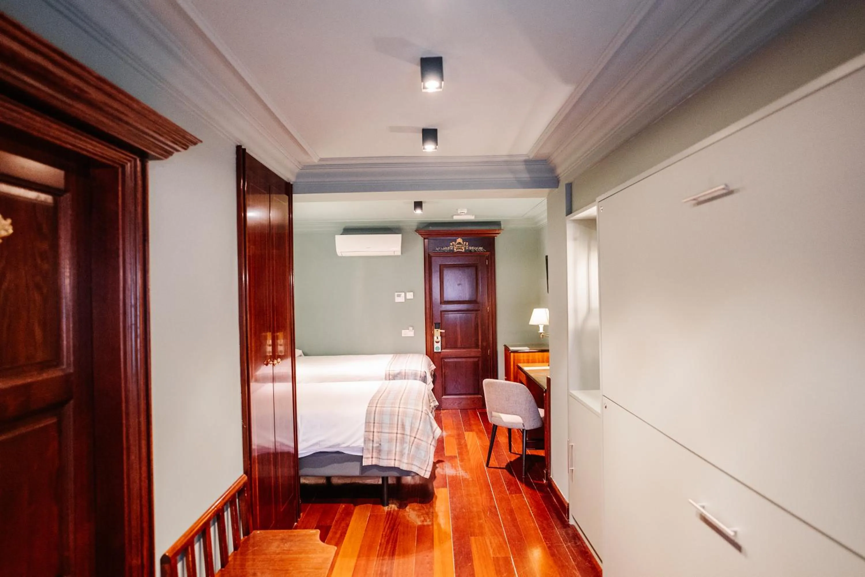 Classic Quadruple Room - single occupancy in RICE Reyes Católicos