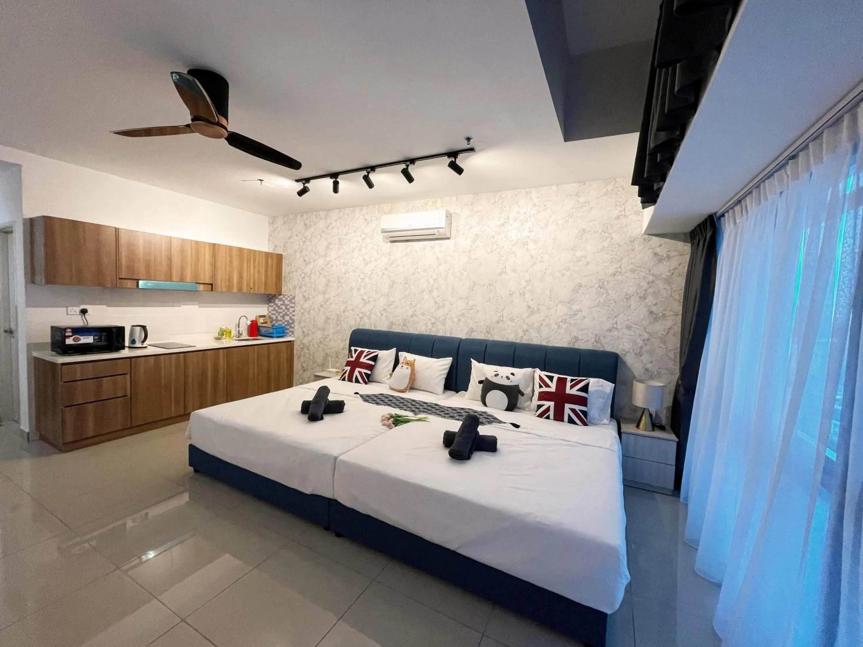 Superior Studio in Pacific Tower Petaling Jaya Near Jaya One, University Malaya, Columbia Hospital By My Homez