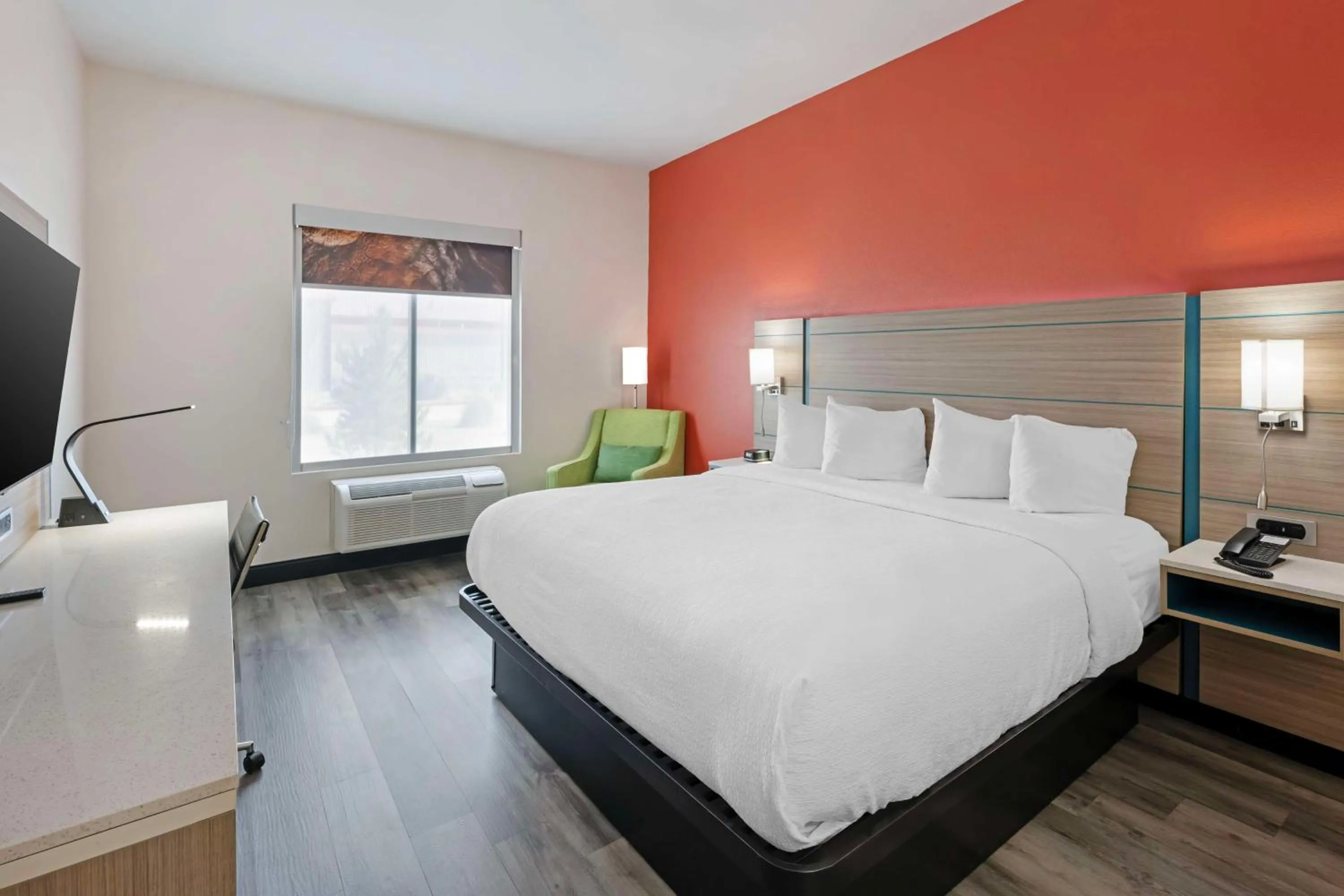 King Room - Non-Smoking in Best Western Plus Executive Residency Carlsbad Hotel