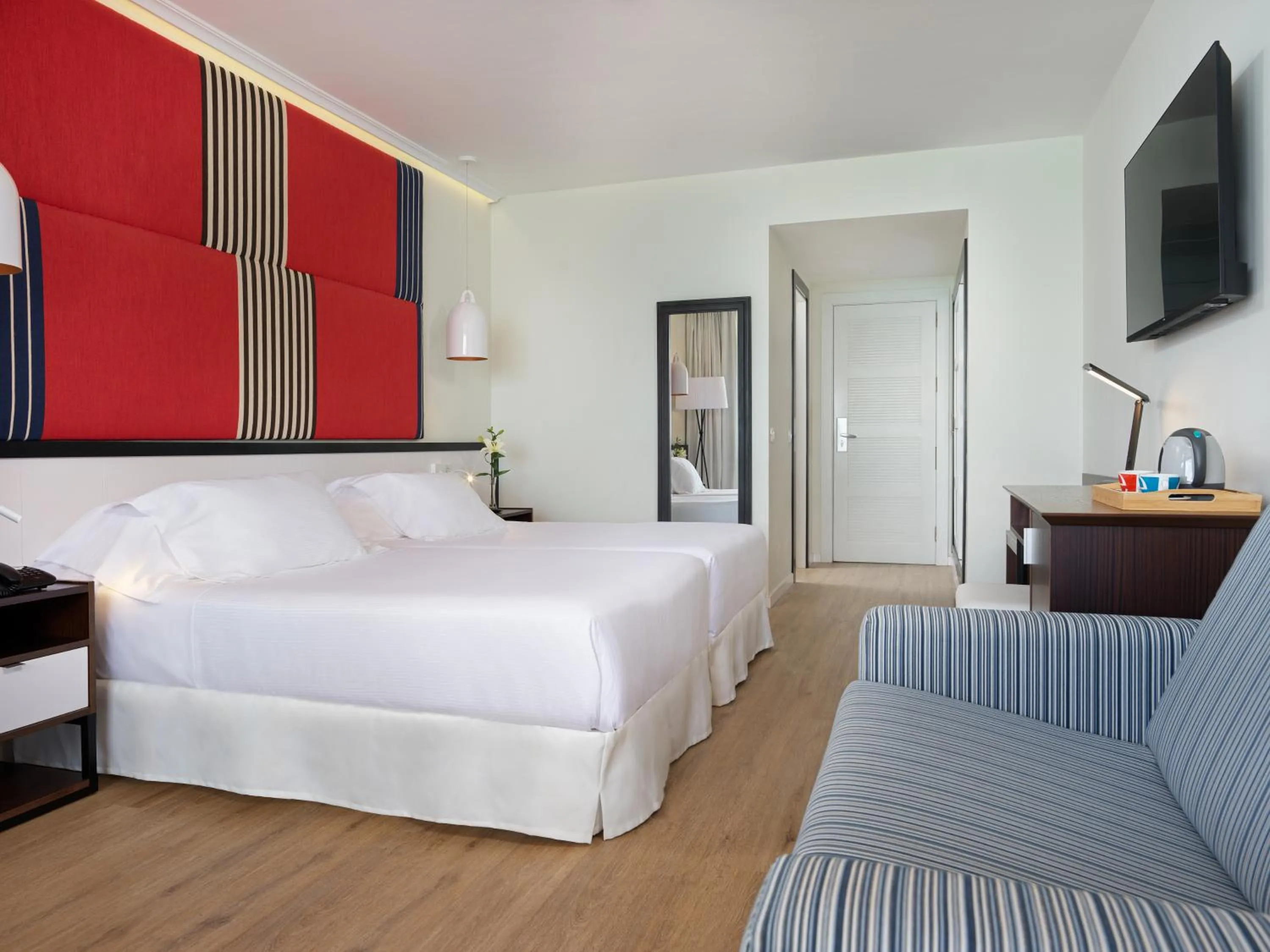 Superior Double Room with Sea View (2 Adults) in H10 Tindaya