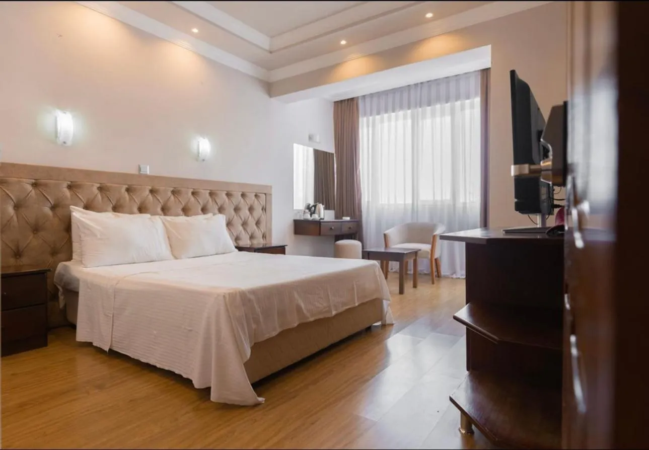 Standard Single Room with Sea View in Mountain View Hotel