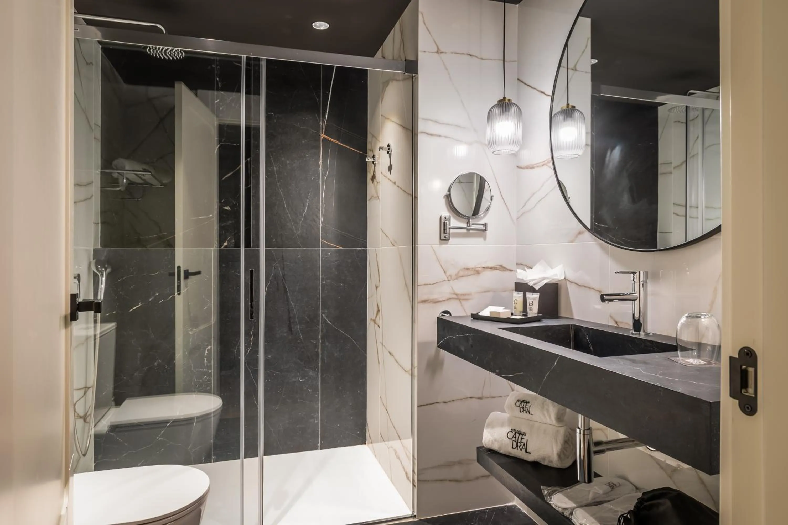 Double Room in Hotel Barcelona Catedral 4 Sup