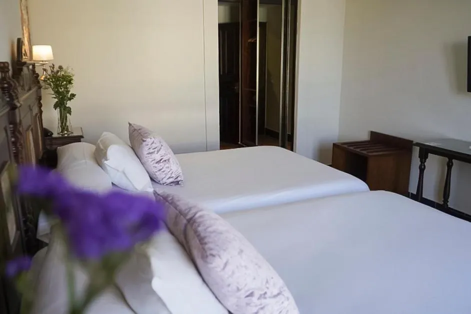 Family Double Room in Hotel Rosaleda Don Pedro