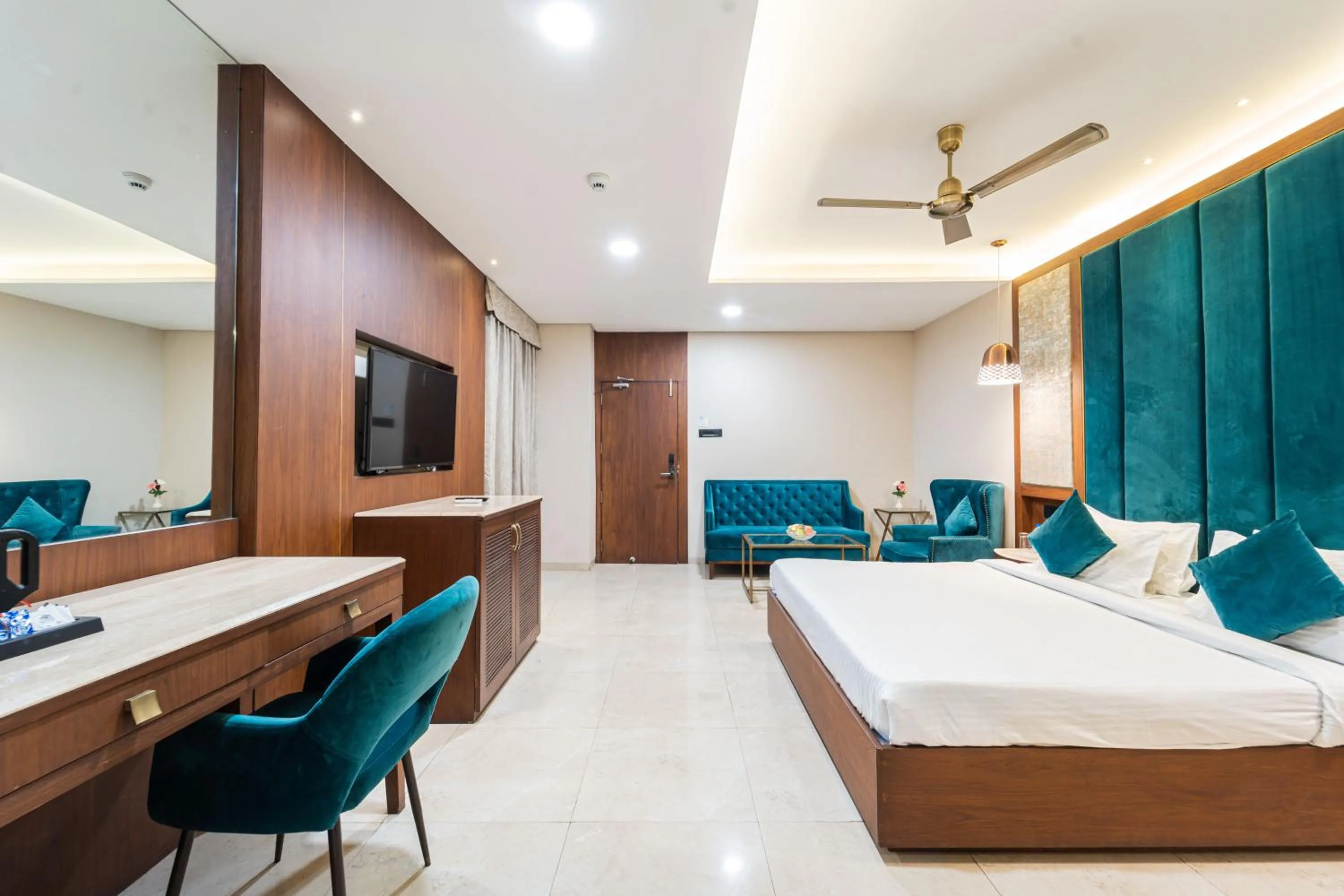 Suite in Enrise by Sayaji Harda
