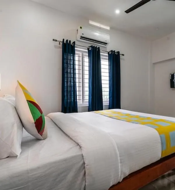 Deluxe Double Room (2 Adults + 1 Child) in Green View Executive Stay's