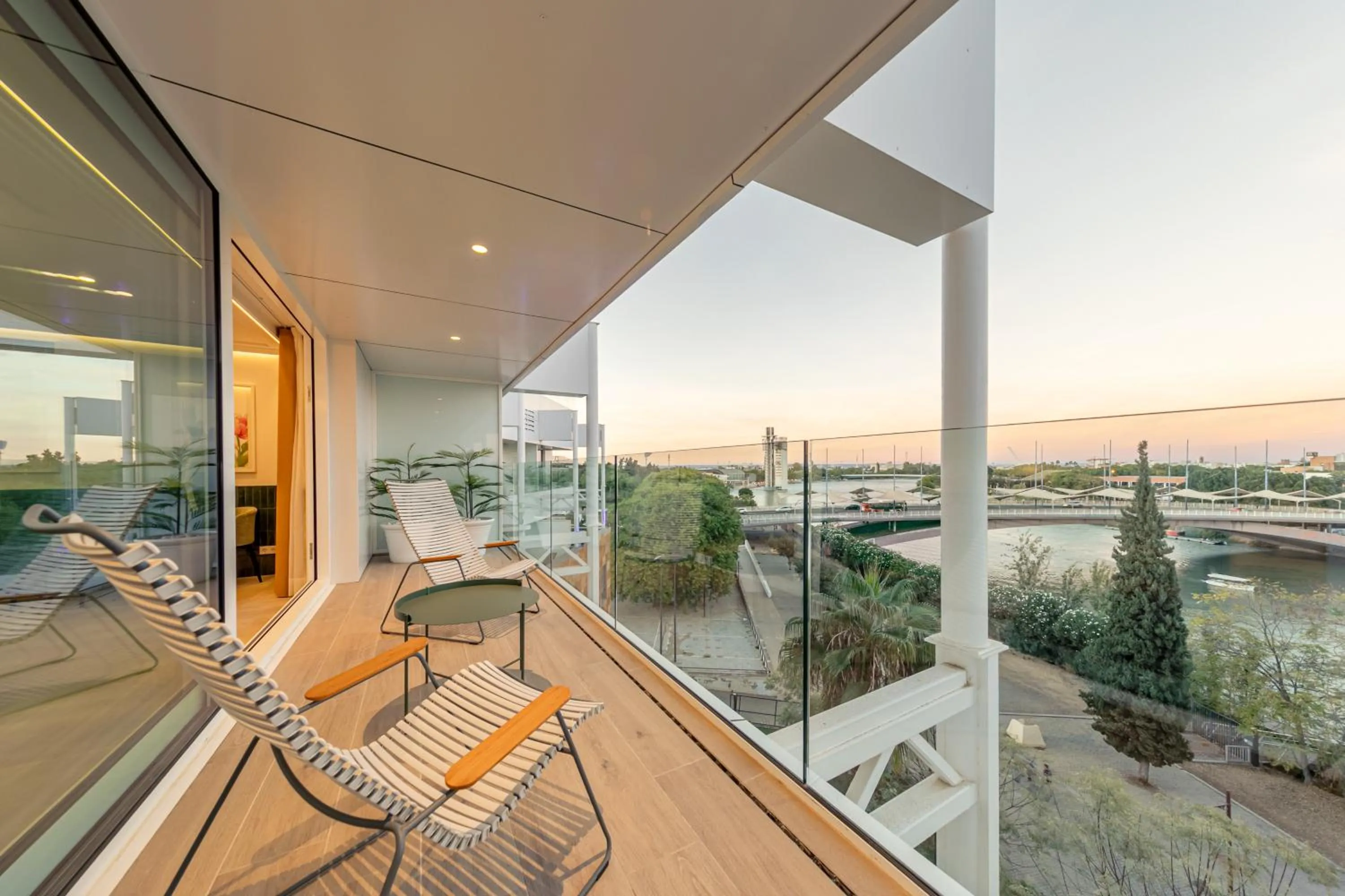 Junior Suite with Terrace in Ribera de Triana Hotel