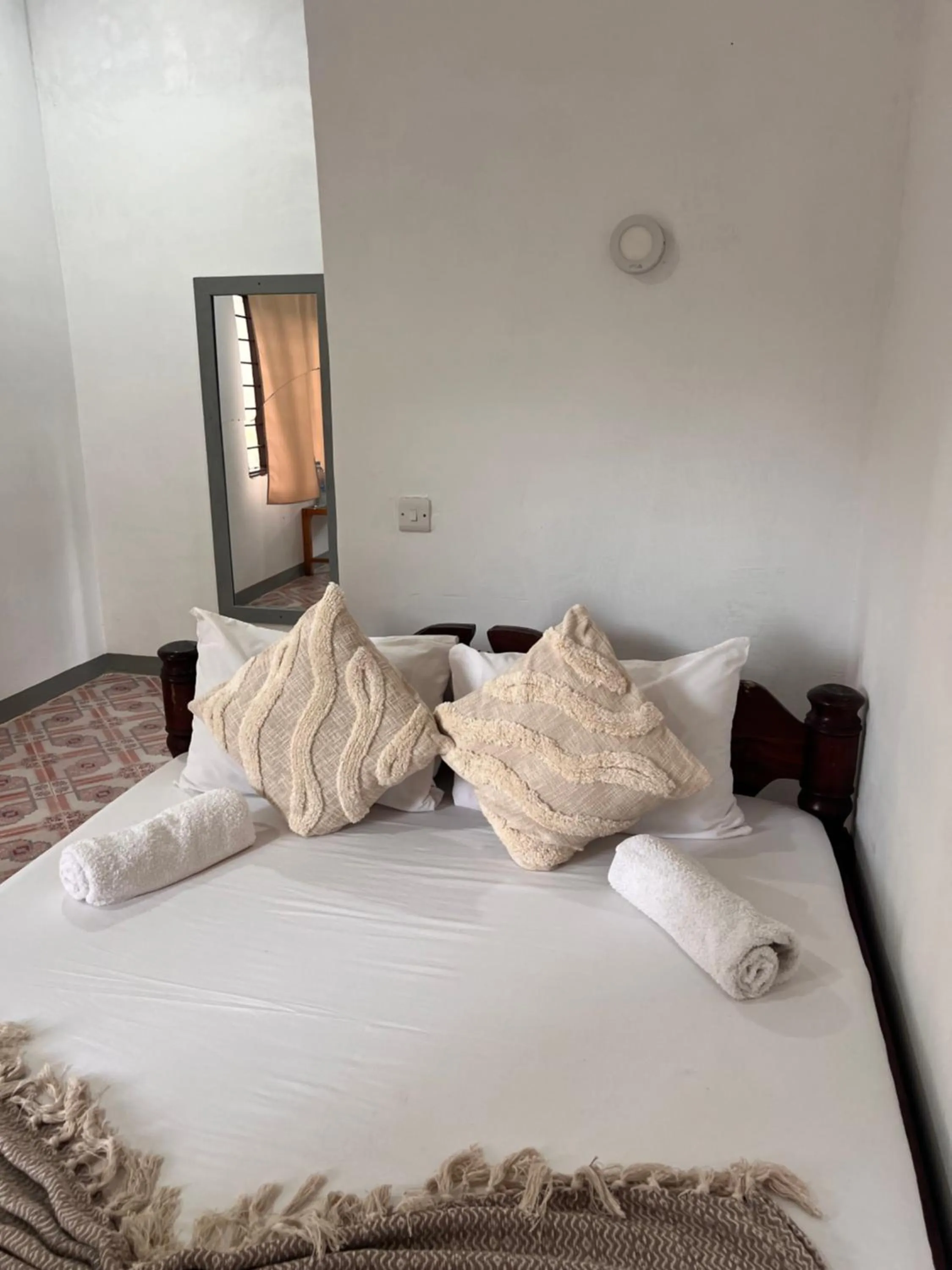 Standard Double Room with Fan - single occupancy in Karanga Bungalows