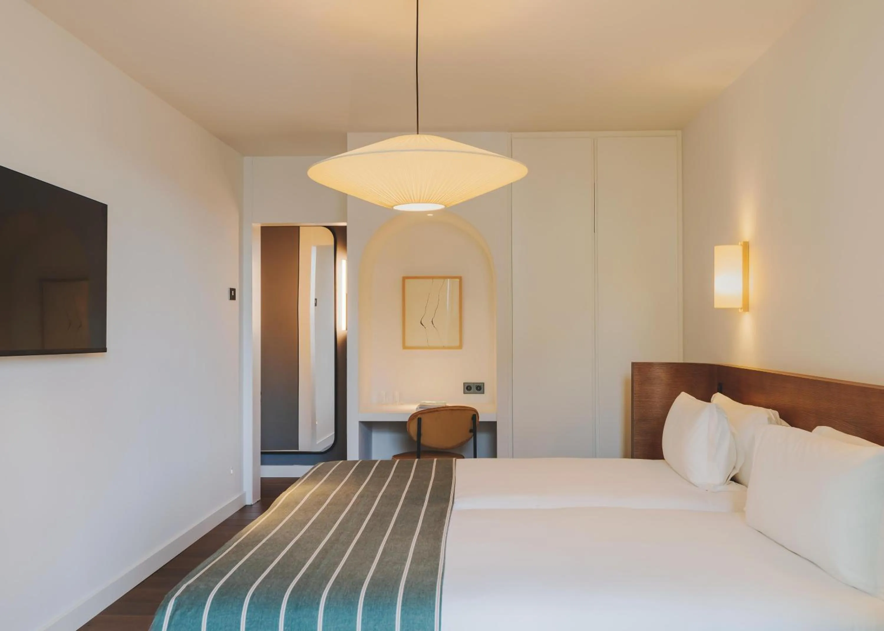 Deluxe Room in Hotel Regina Barcelona