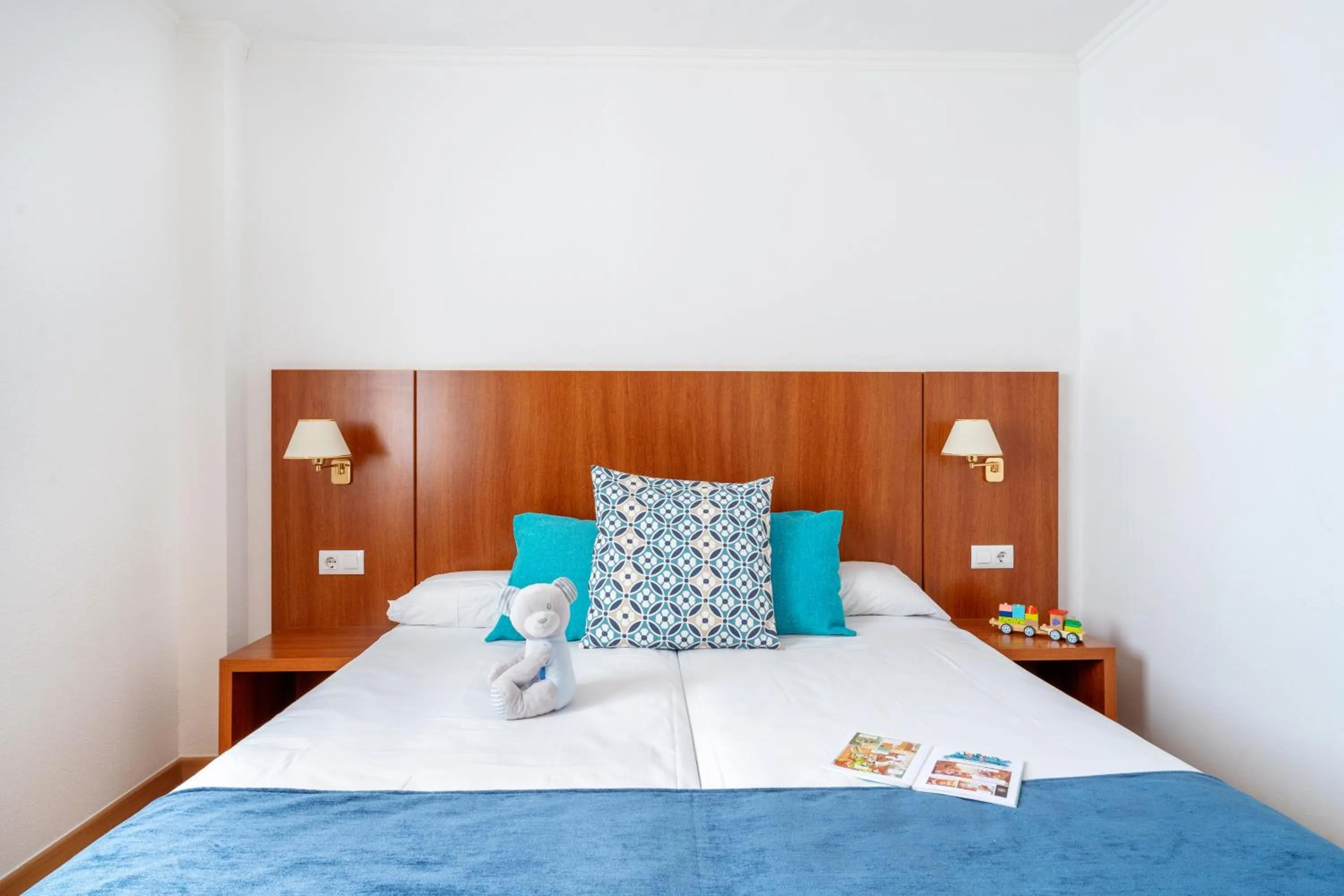 Superior Apartment with Balcony in Aparthotel Ona Palamós