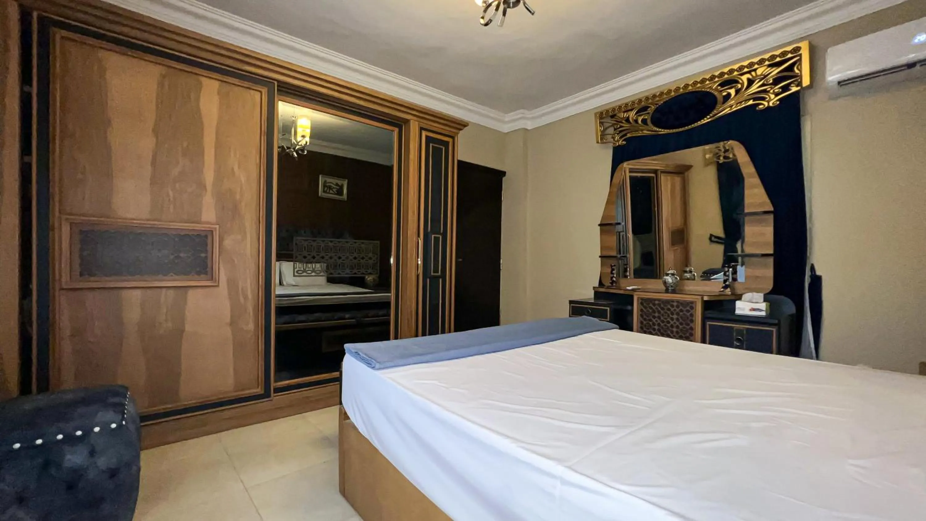 Deluxe Queen Room in Osiris pyramids view inn